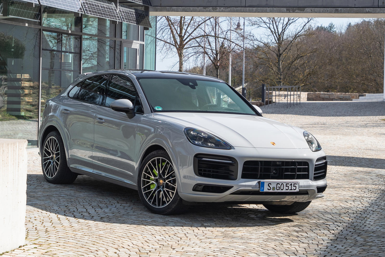 Porsche Cayenne E-Hybrid Wallpapers