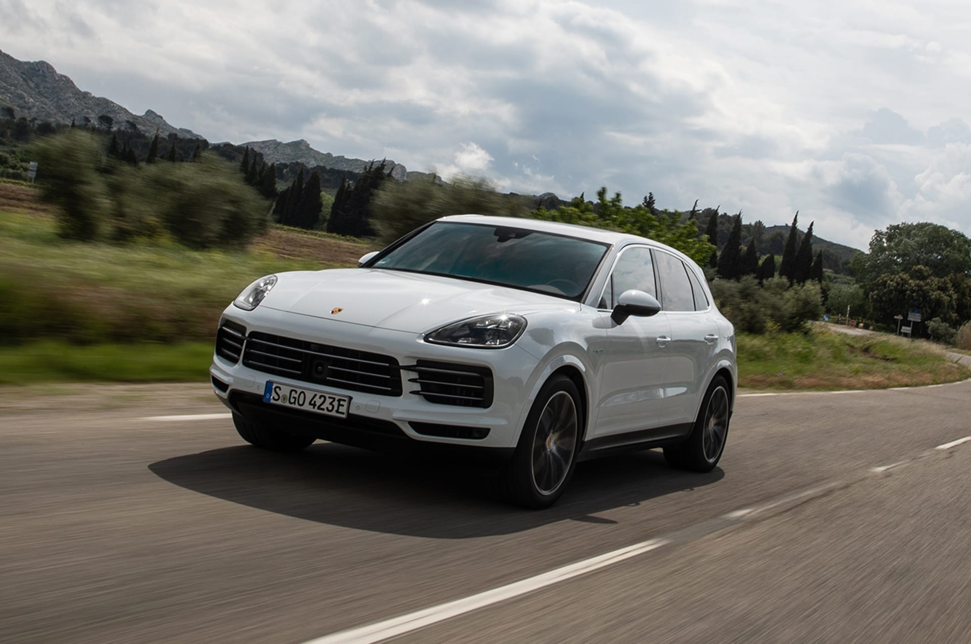 Porsche Cayenne E-Hybrid Wallpapers