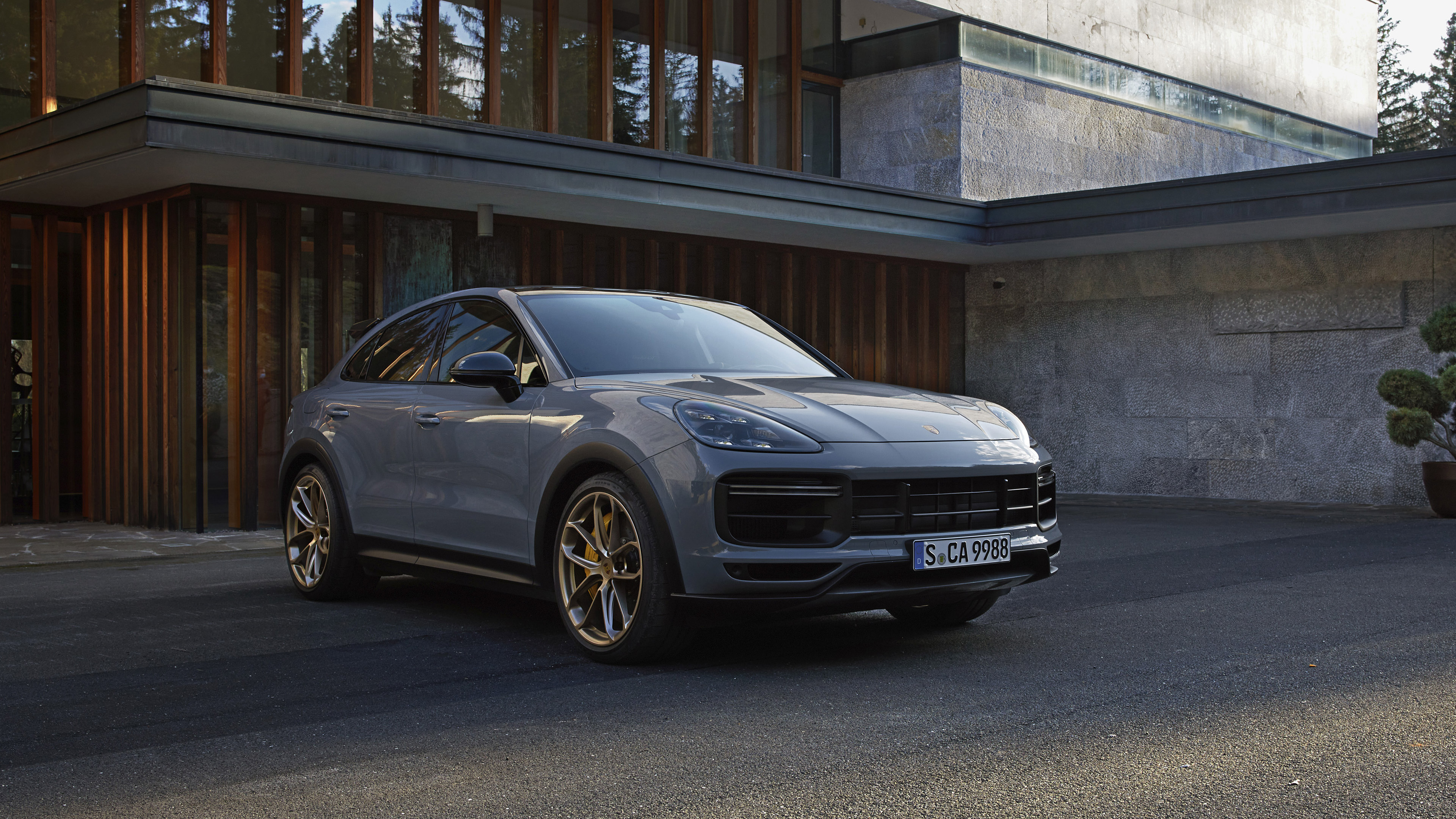 Porsche Cayenne Turbo Wallpapers