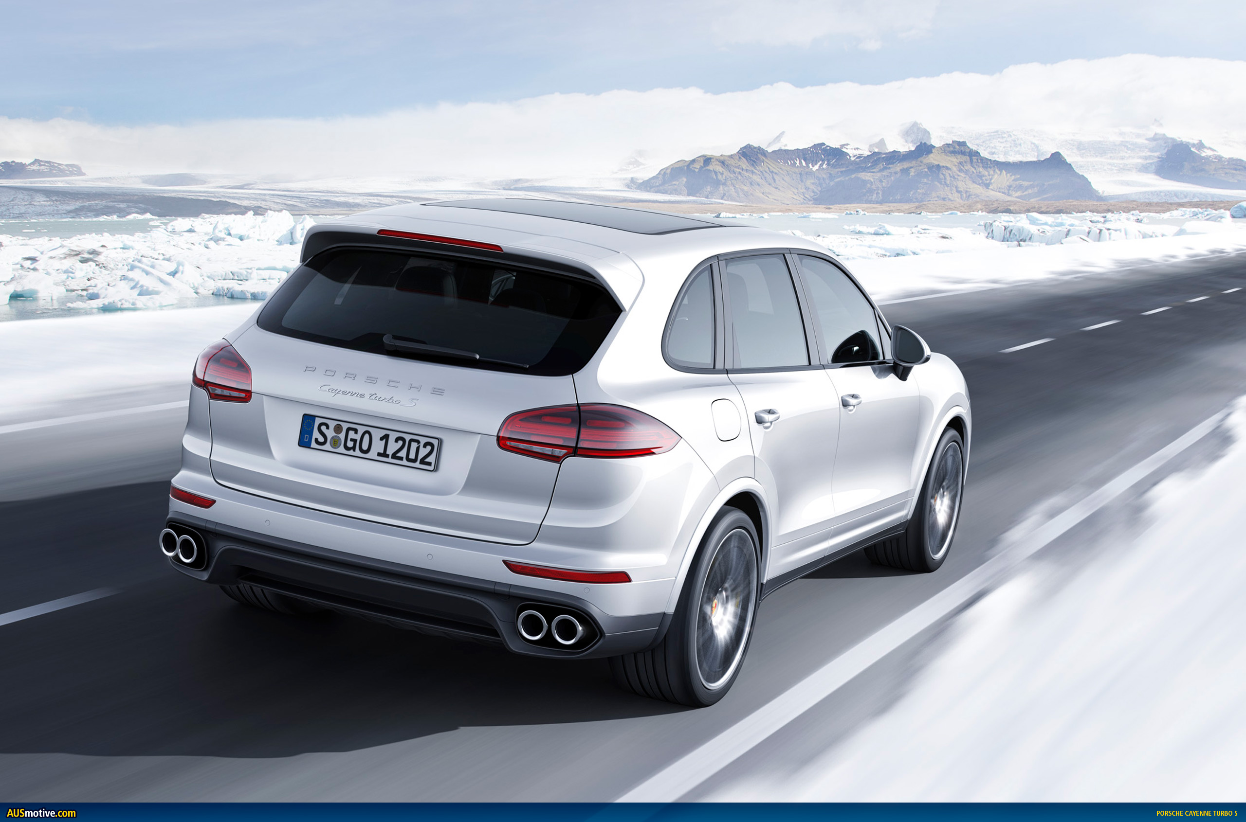 Porsche Cayenne Turbo S Wallpapers