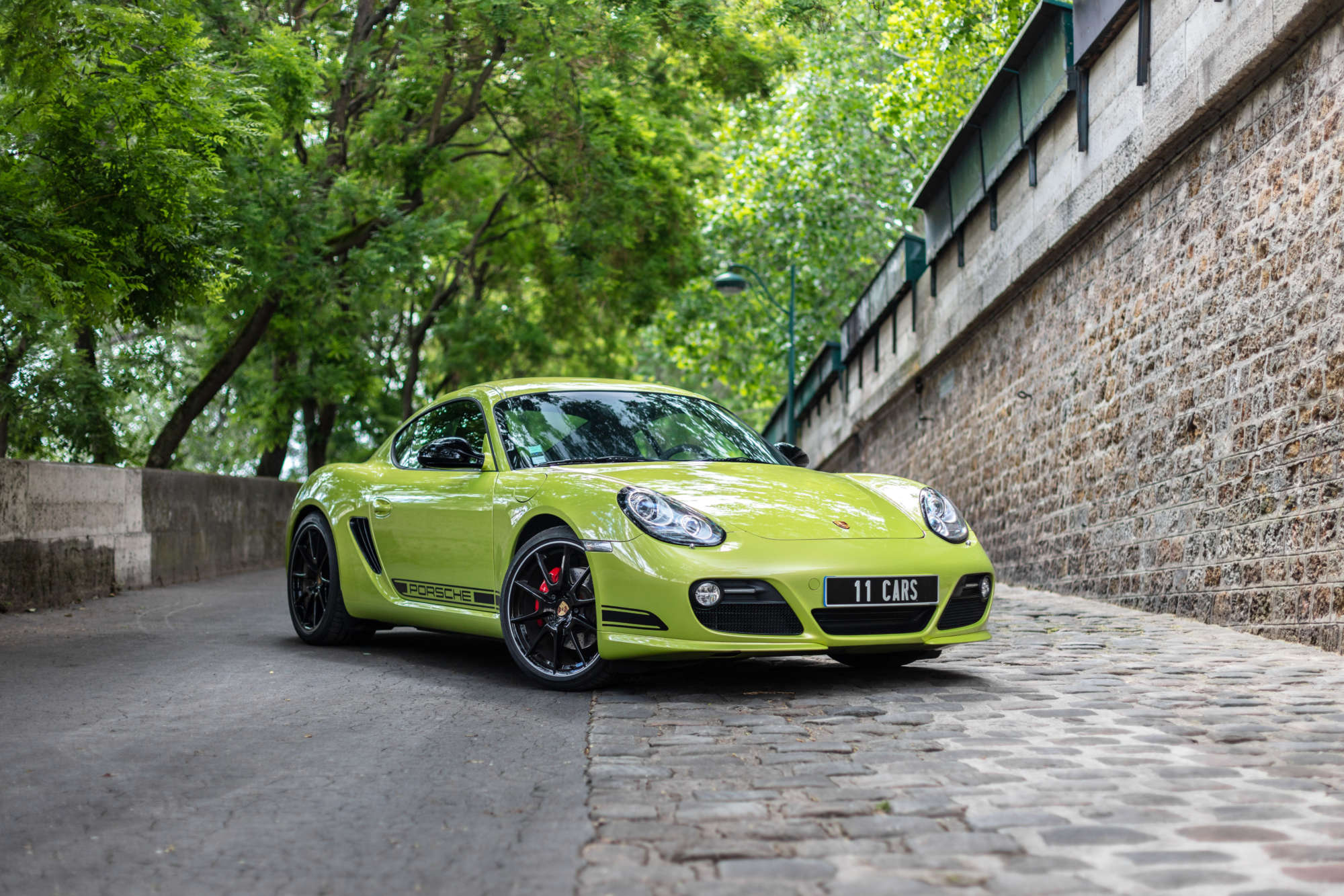 Porsche Cayman R Wallpapers