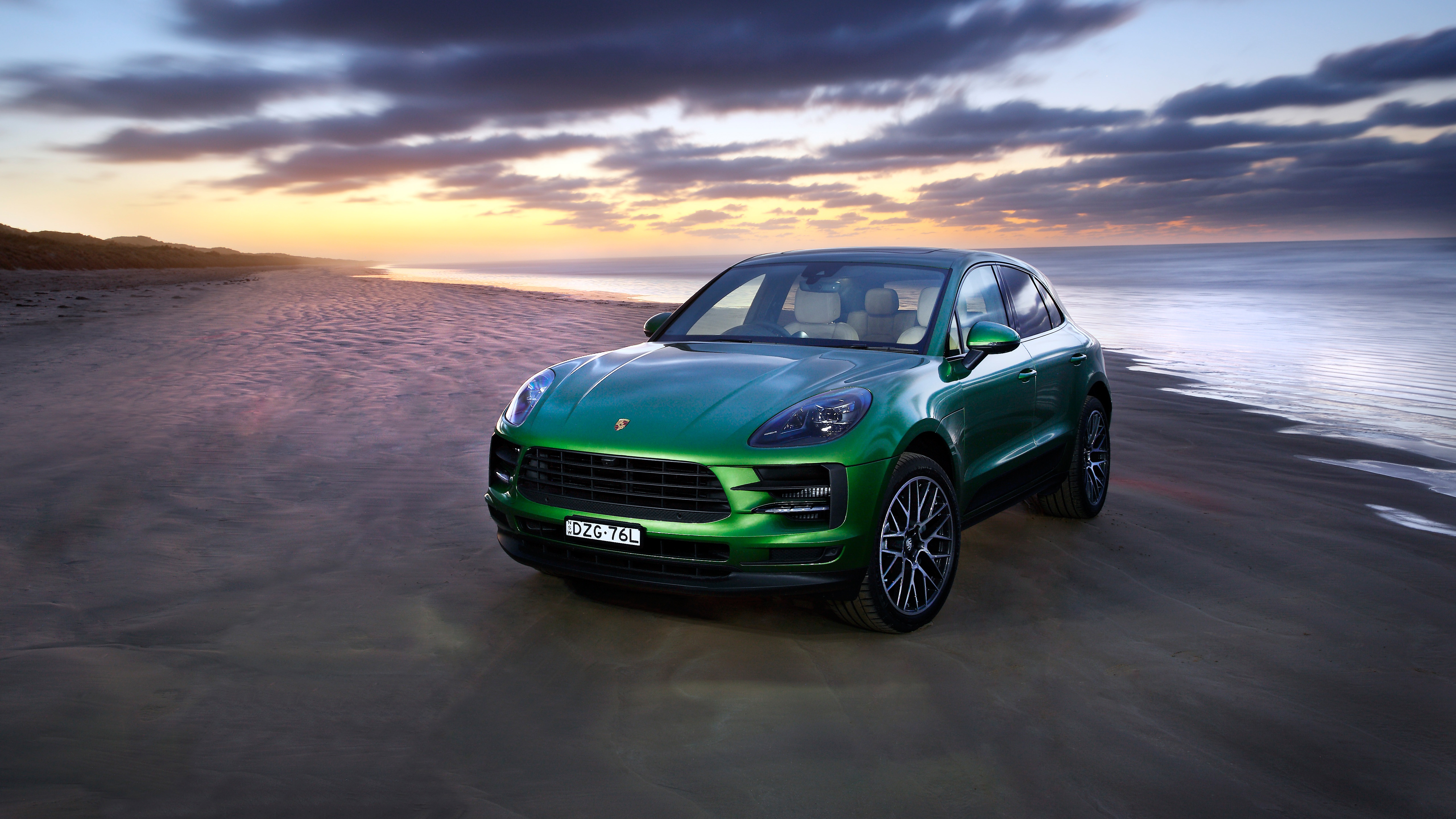 Porsche Macan S Wallpapers