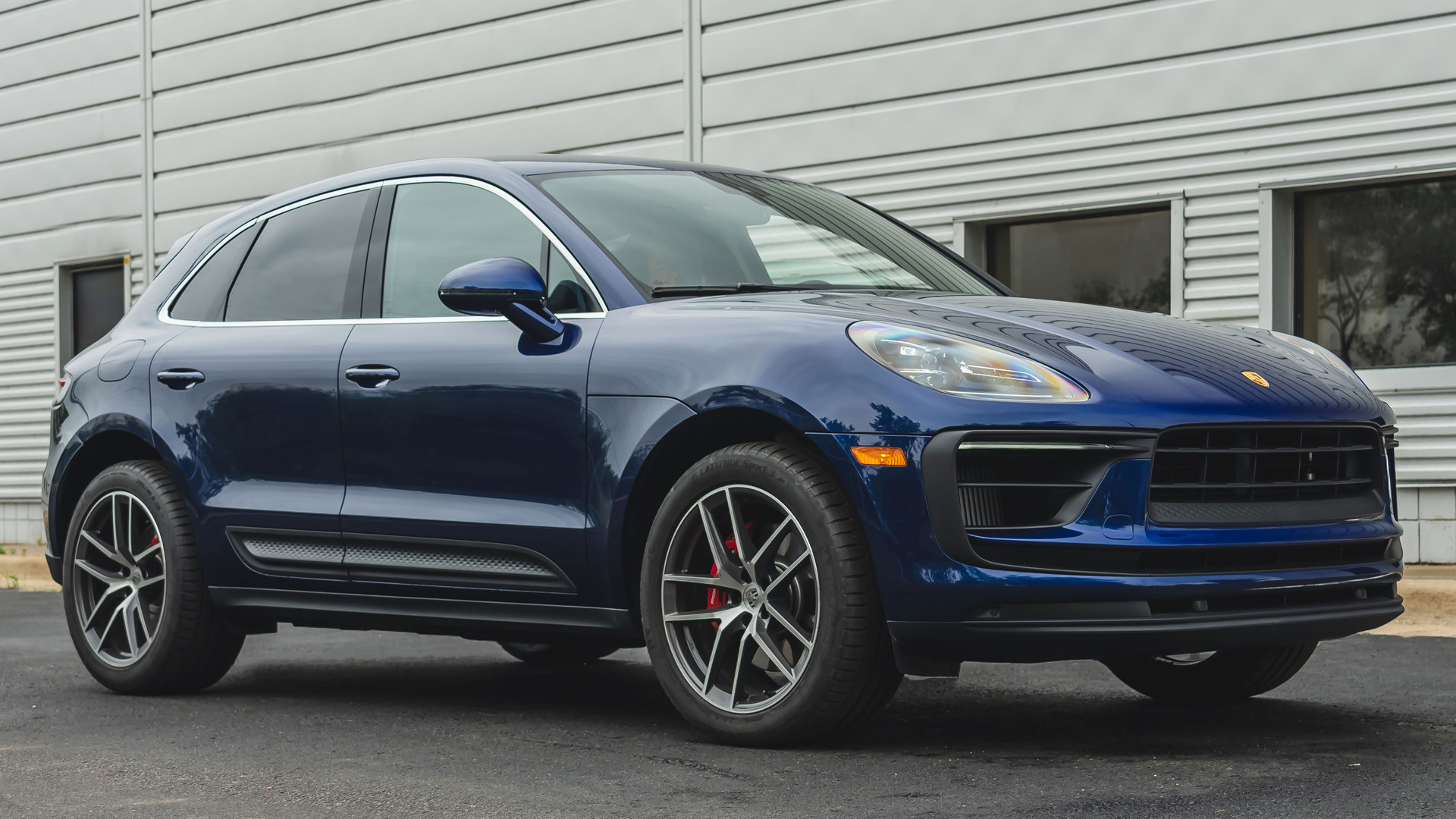 Porsche Macan S Wallpapers