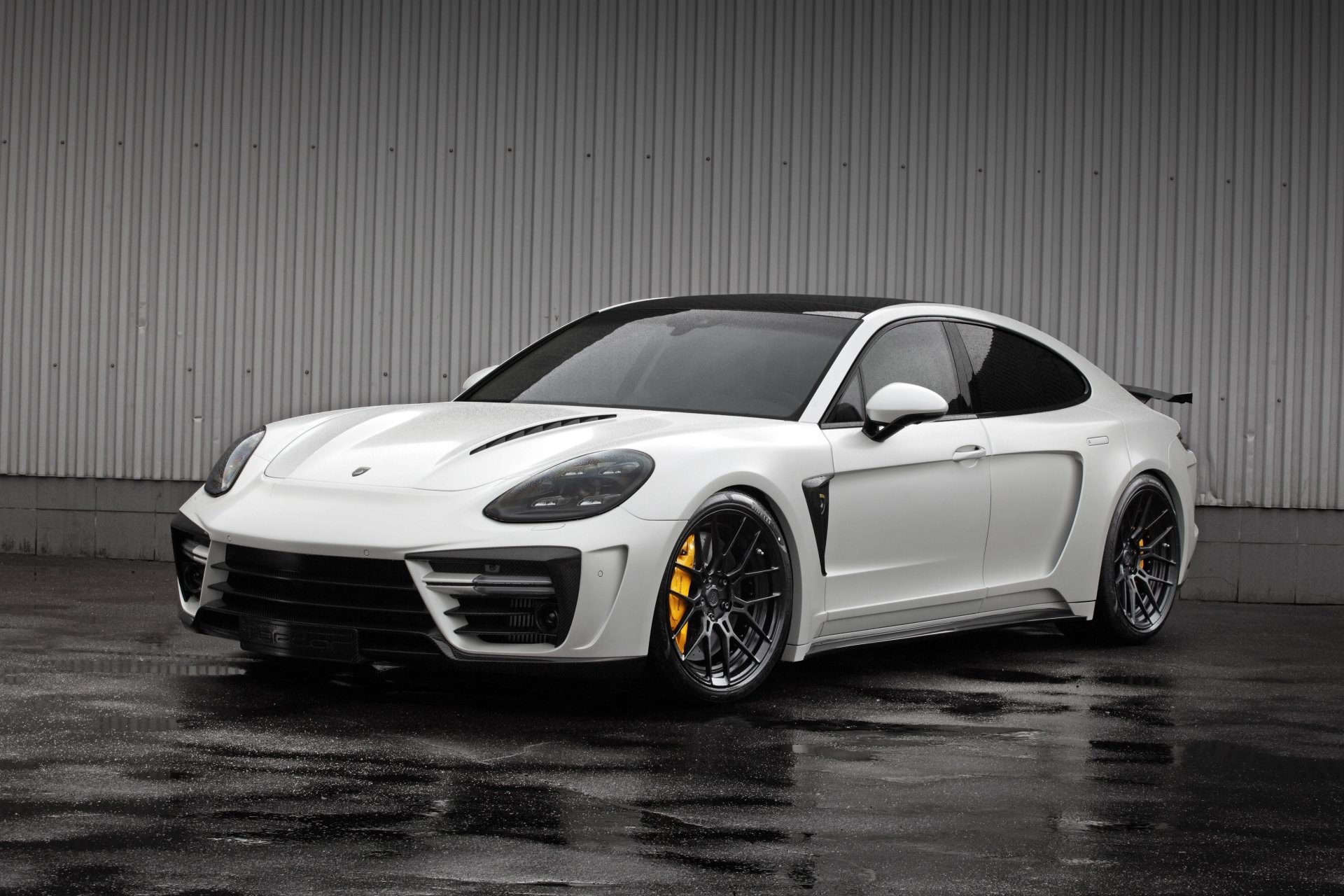 Porsche Panamera Wallpapers