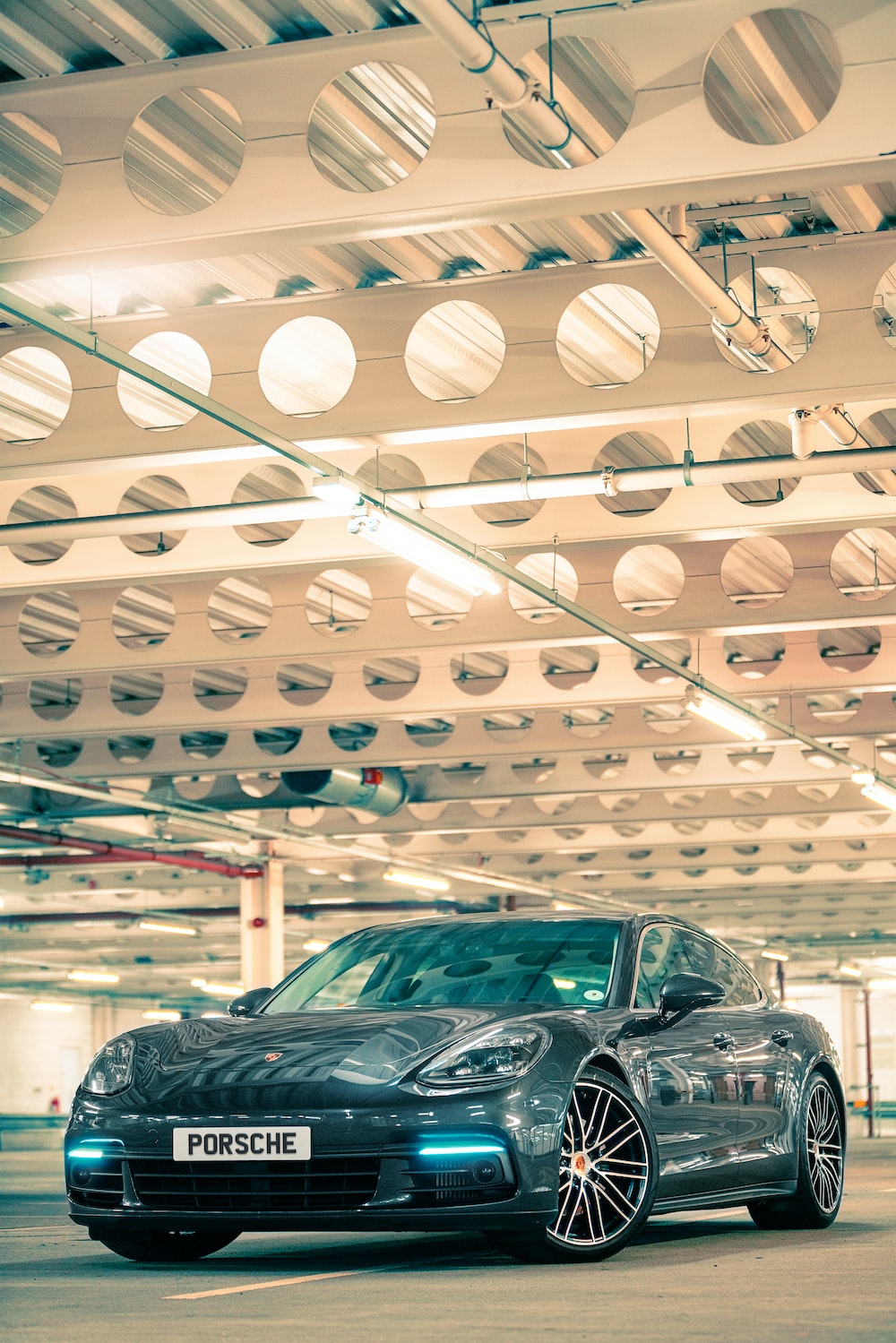 Porsche Panamera Wallpapers