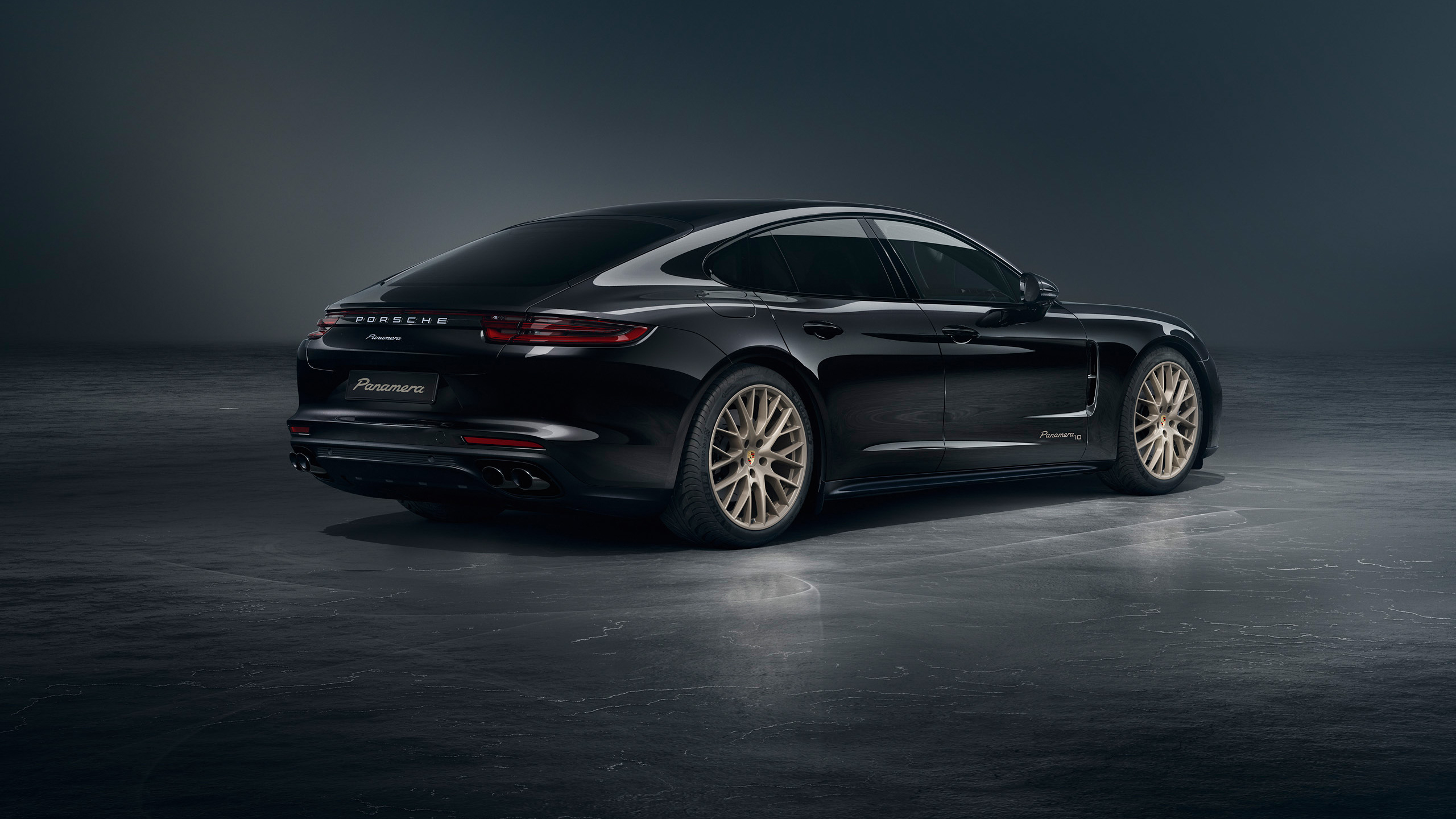 Porsche Panamera Wallpapers