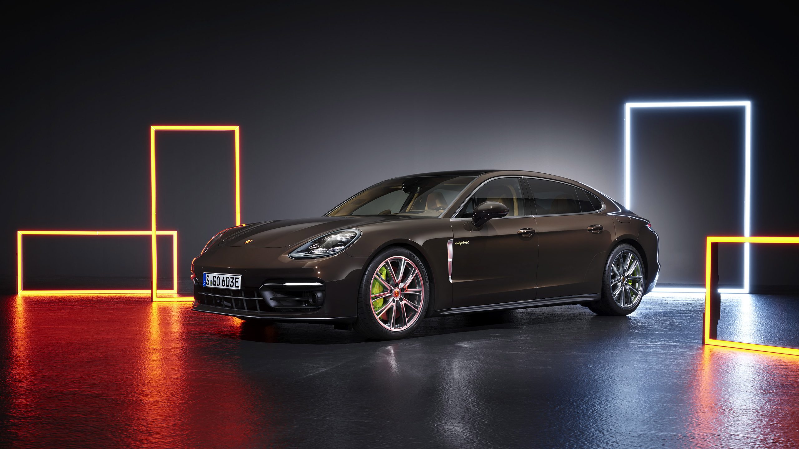 Porsche Panamera S E-Hybrid Wallpapers