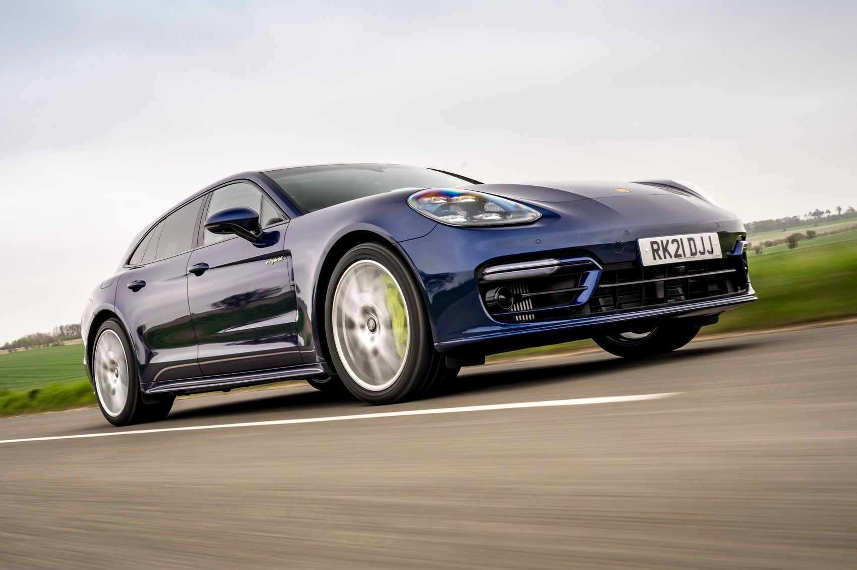 Porsche Panamera S E-Hybrid Wallpapers