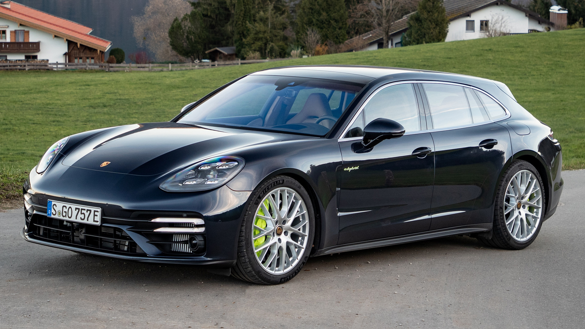 Porsche Panamera S E-Hybrid Wallpapers