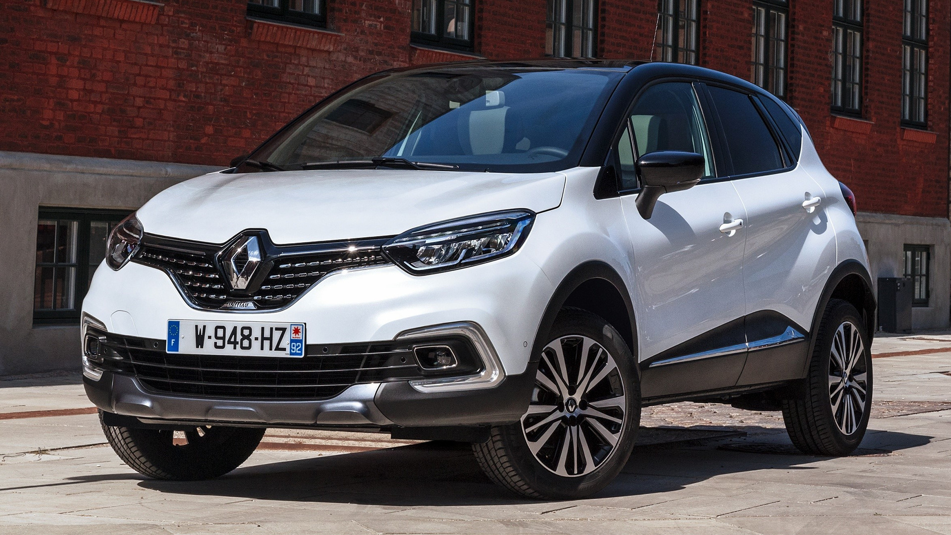 Renault Captur Initiale Paris Wallpapers