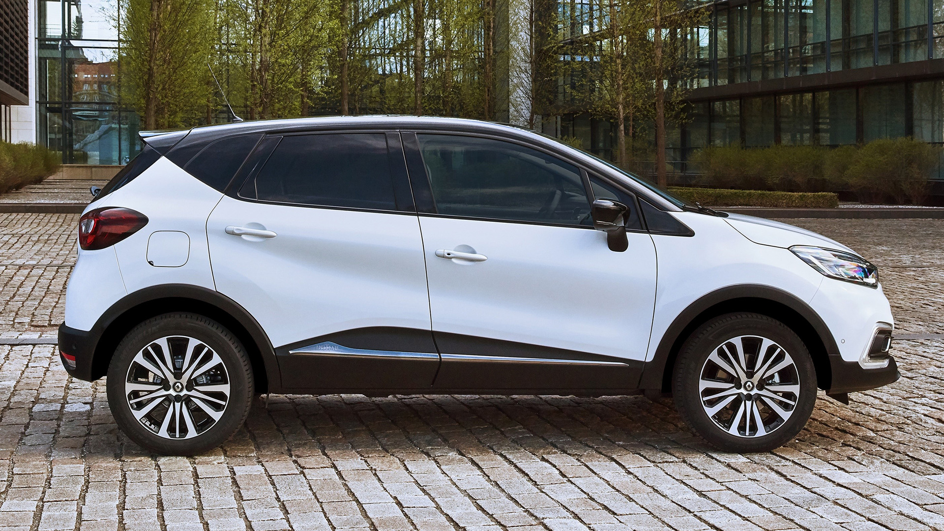 Renault Captur Initiale Paris Wallpapers