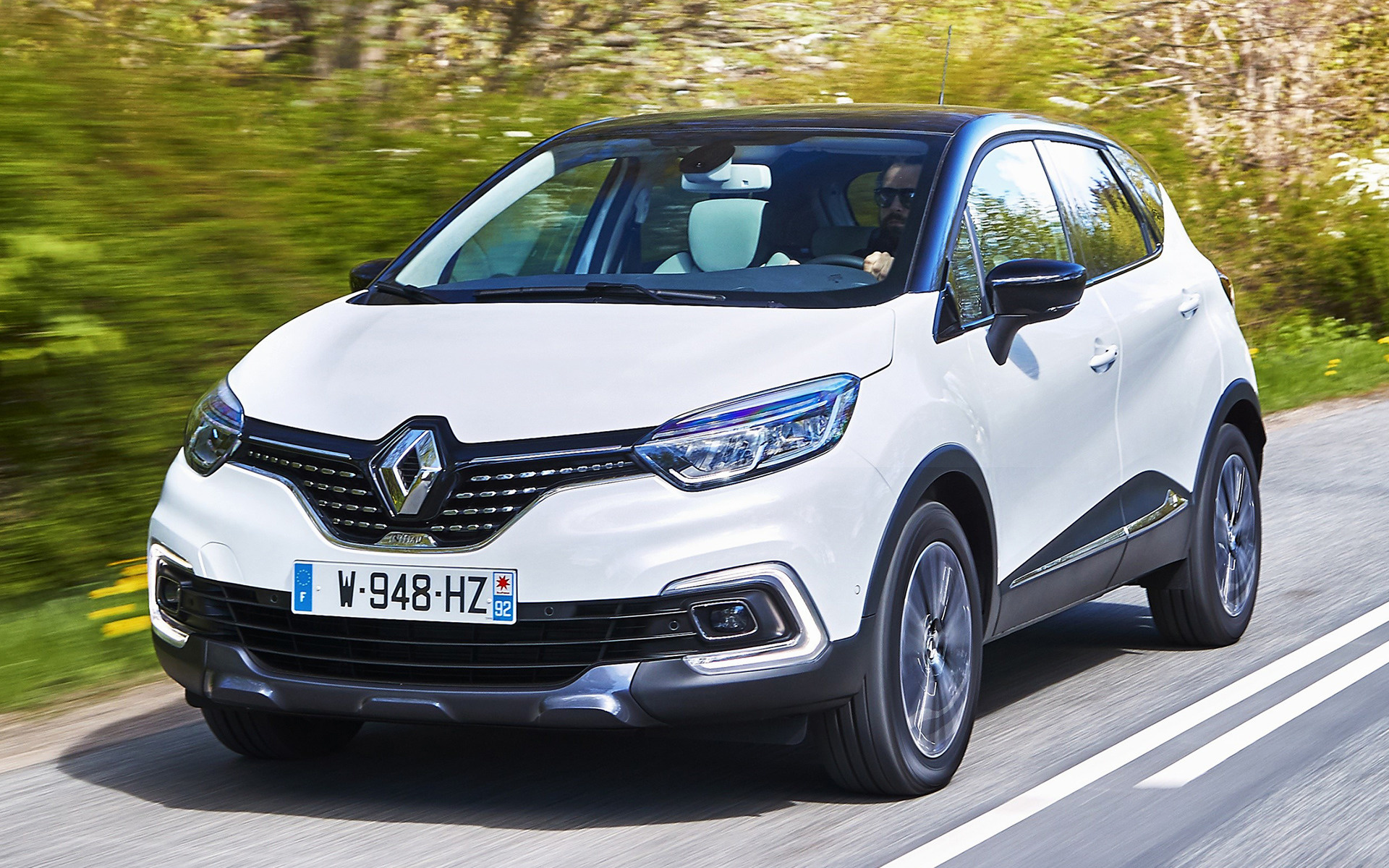 Renault Captur Initiale Paris Wallpapers