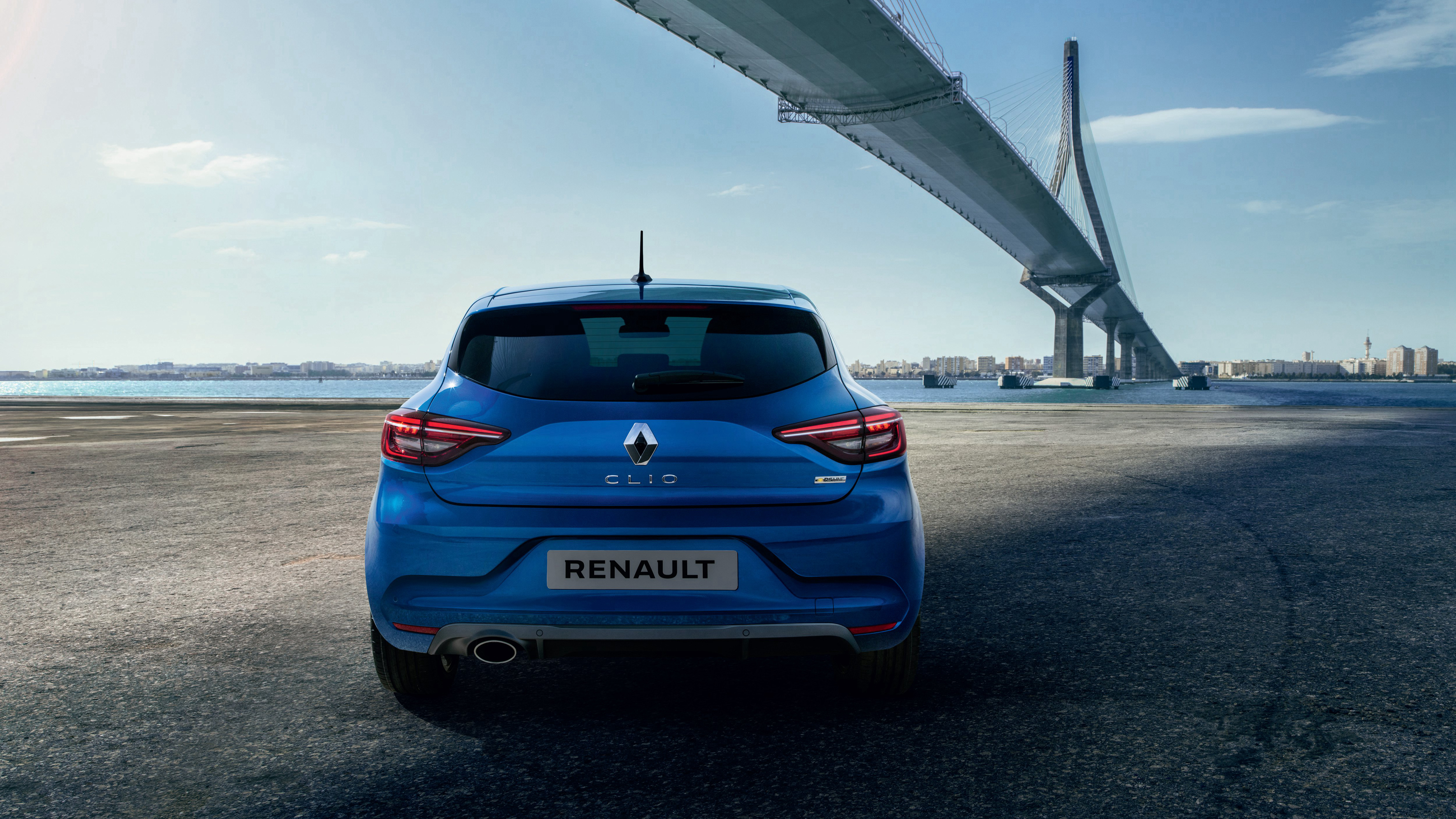 Renault Clio Wallpapers