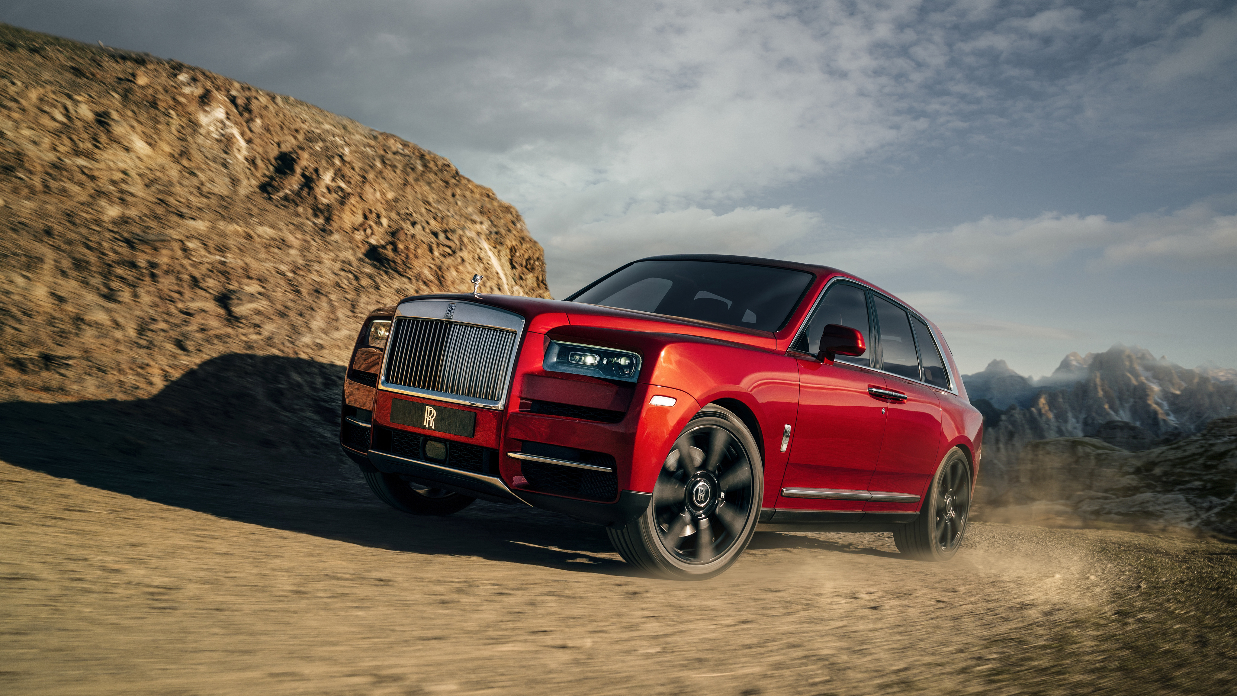 Rolls Royce Cullinan Wallpapers