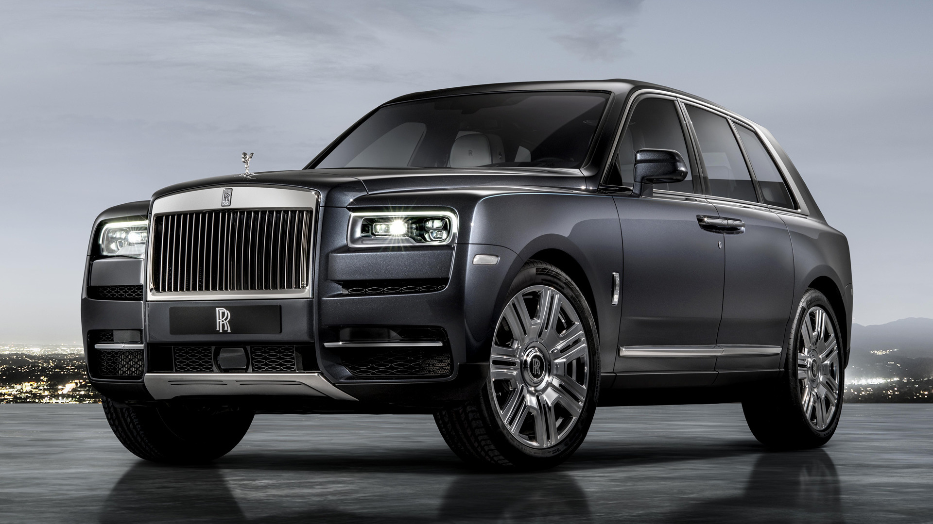 Rolls Royce Cullinan Wallpapers