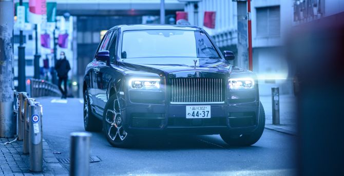 Rolls Royce Cullinan Wallpapers