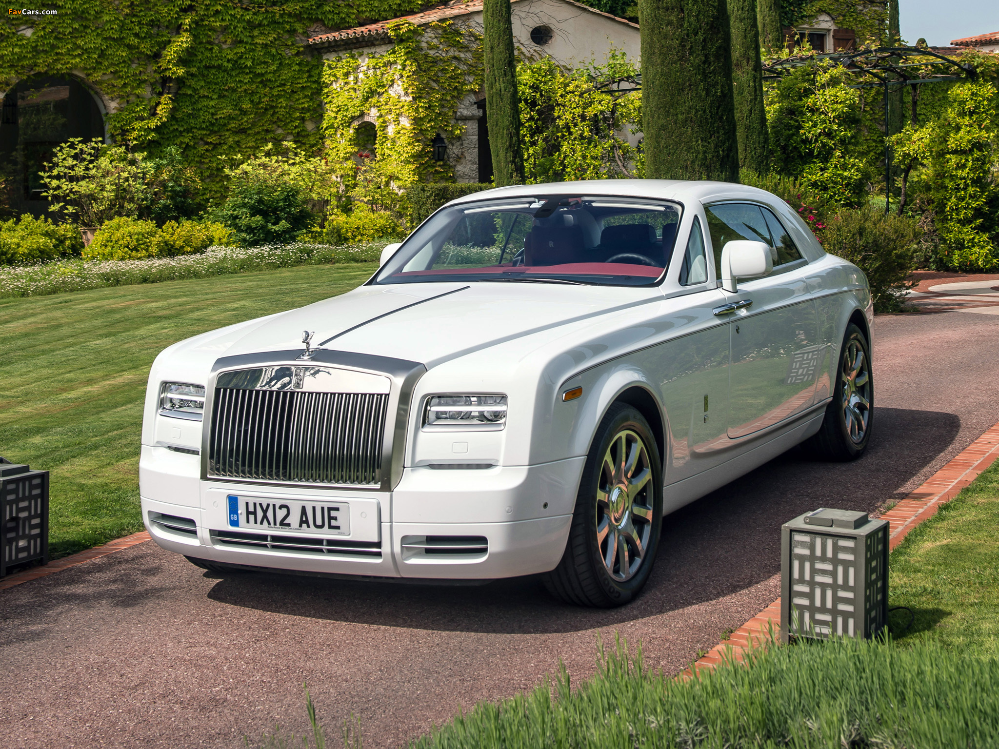 Rolls-Royce Phantom Coupe Wallpapers