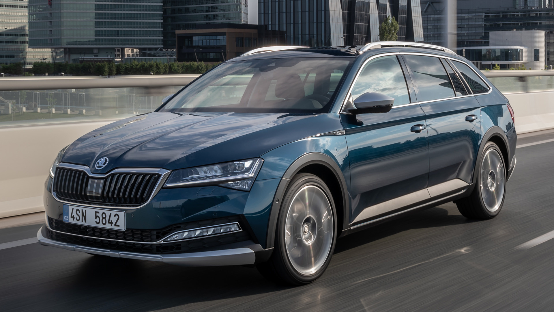 Skoda Superb Scout Wallpapers