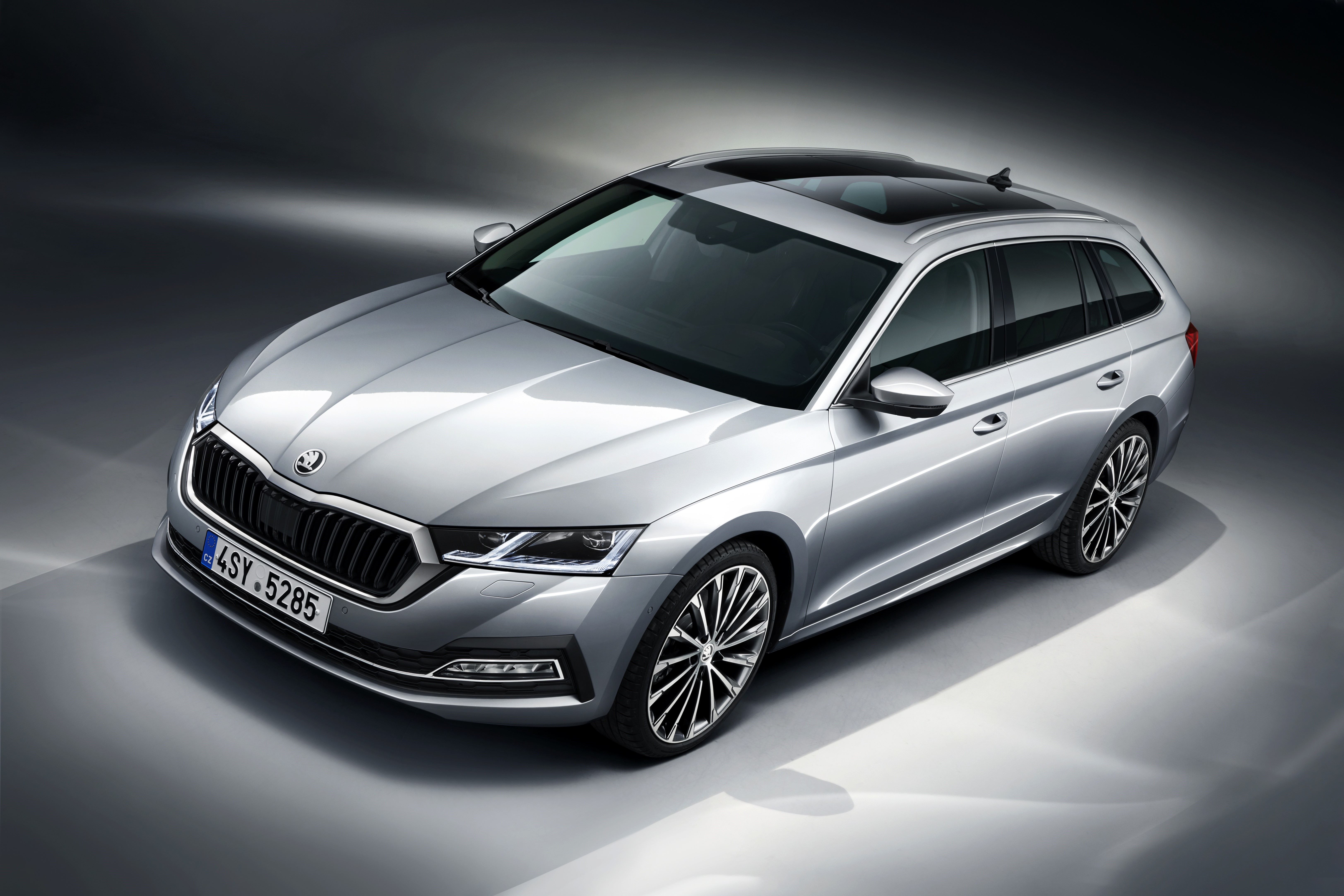 Skoda Superb Scout Wallpapers