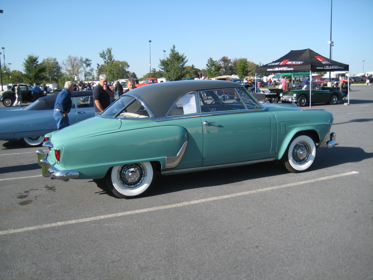 Studebaker Champion Starlight Coupe 'Bullet Nose' Wallpapers