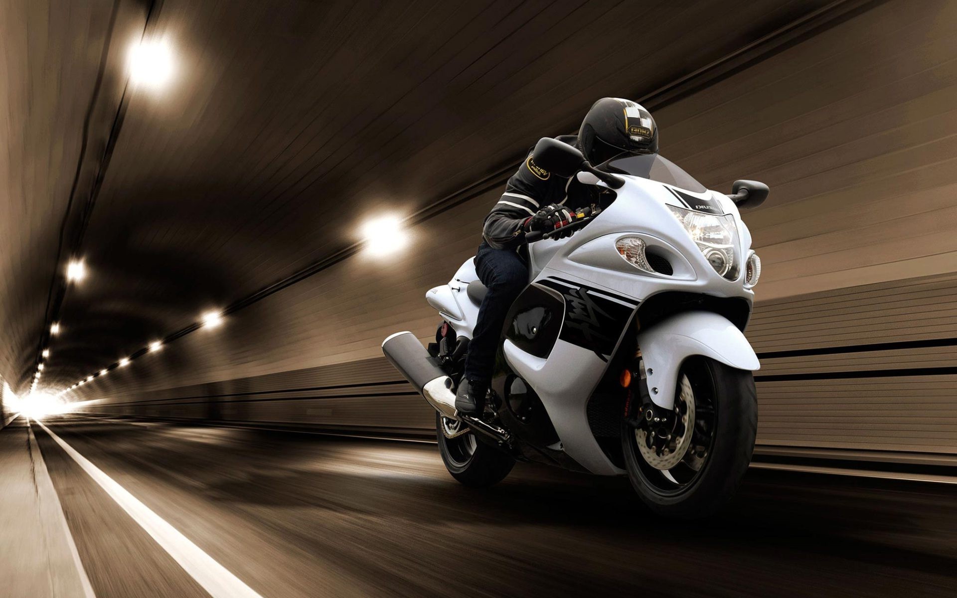 Suzuki Hayabusa Wallpapers