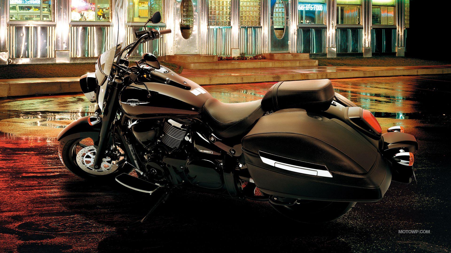 Suzuki Intruder Wallpapers