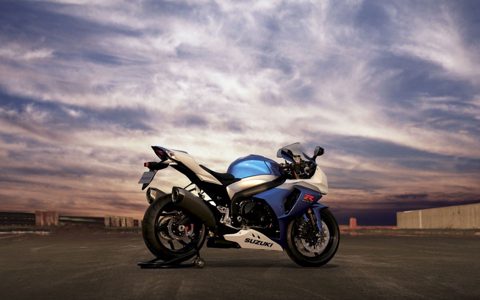 Suzuki Katana Wallpapers