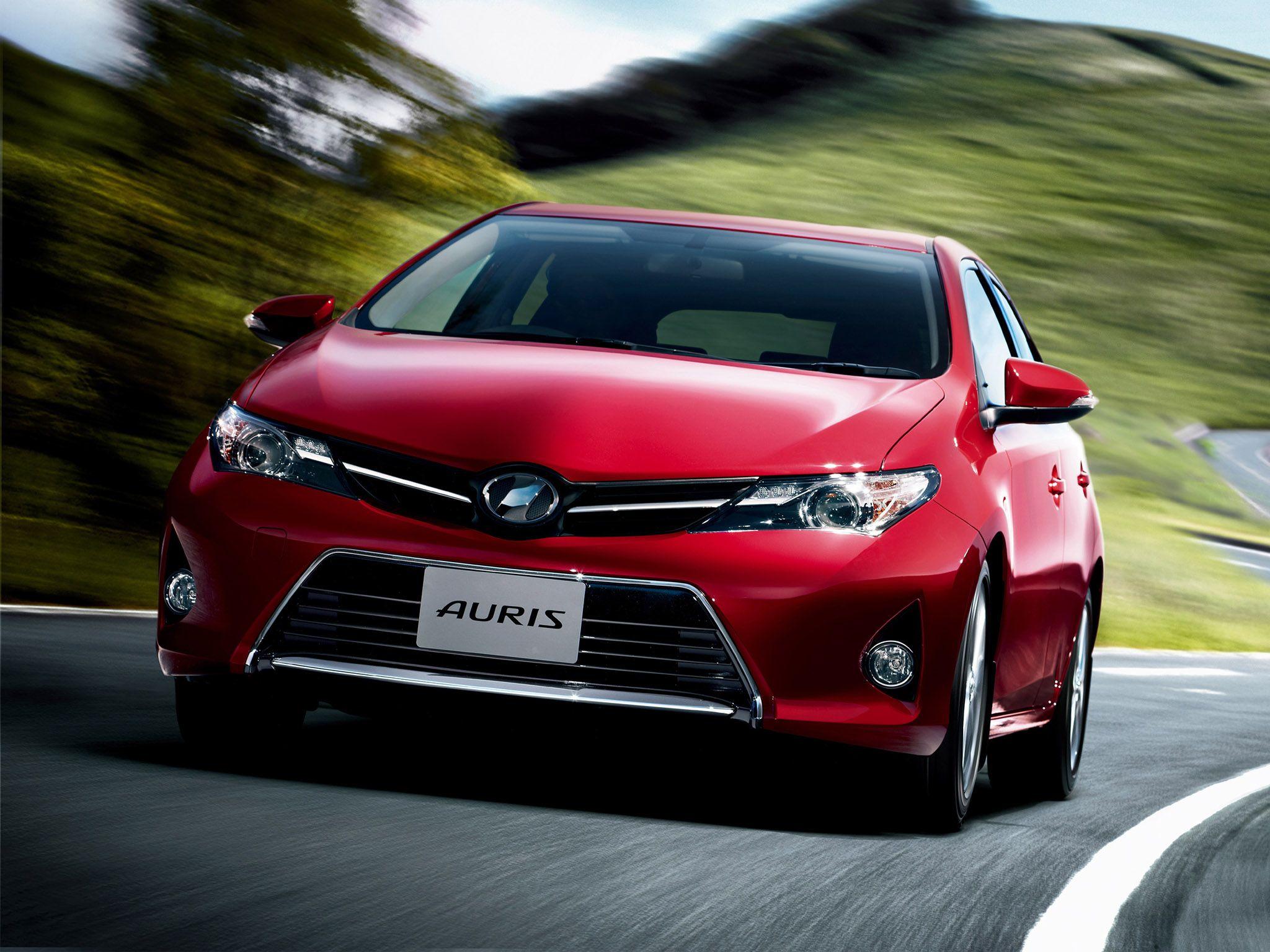 Toyota Auris Wallpapers