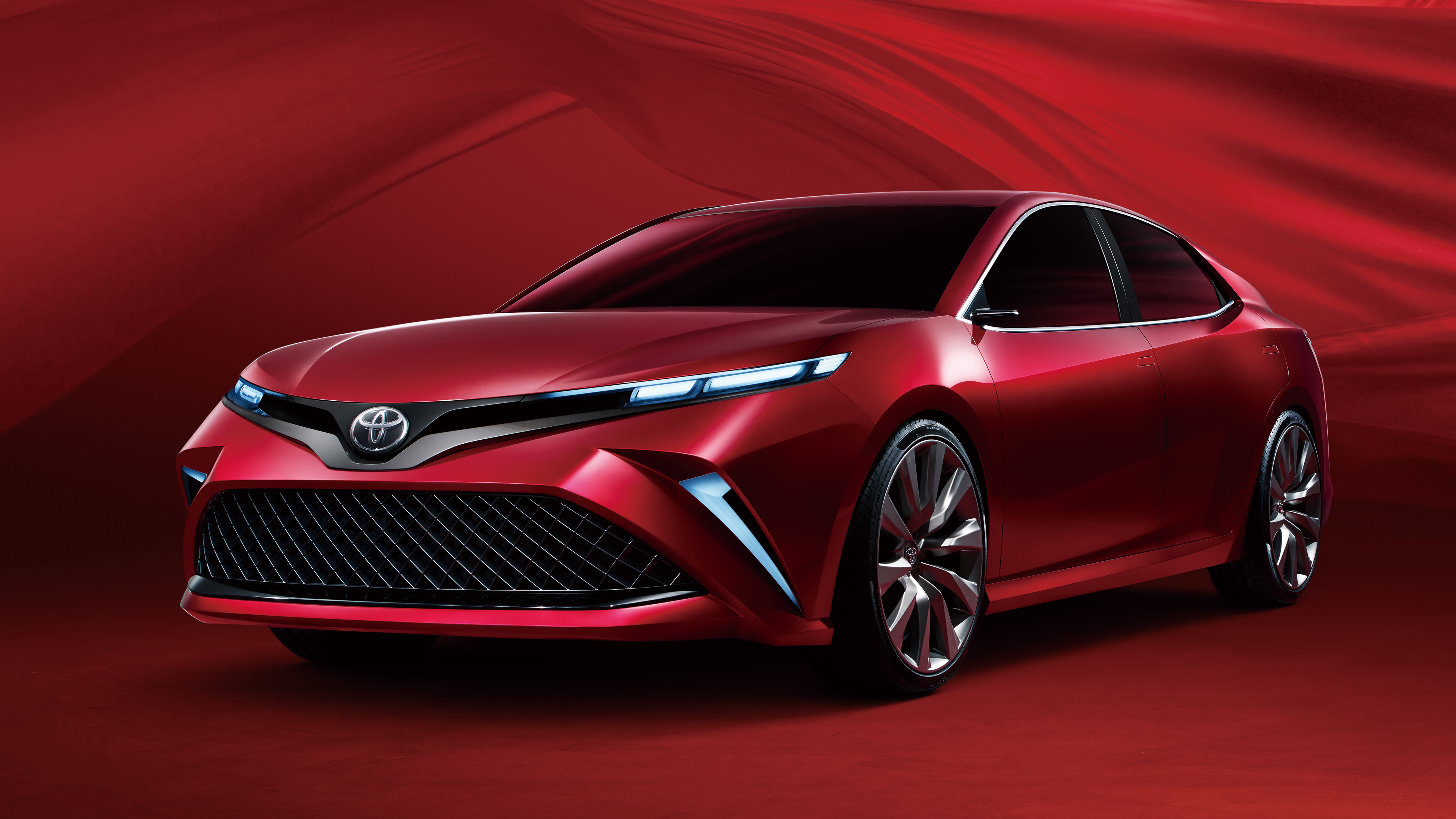 Toyota Camry Wallpapers