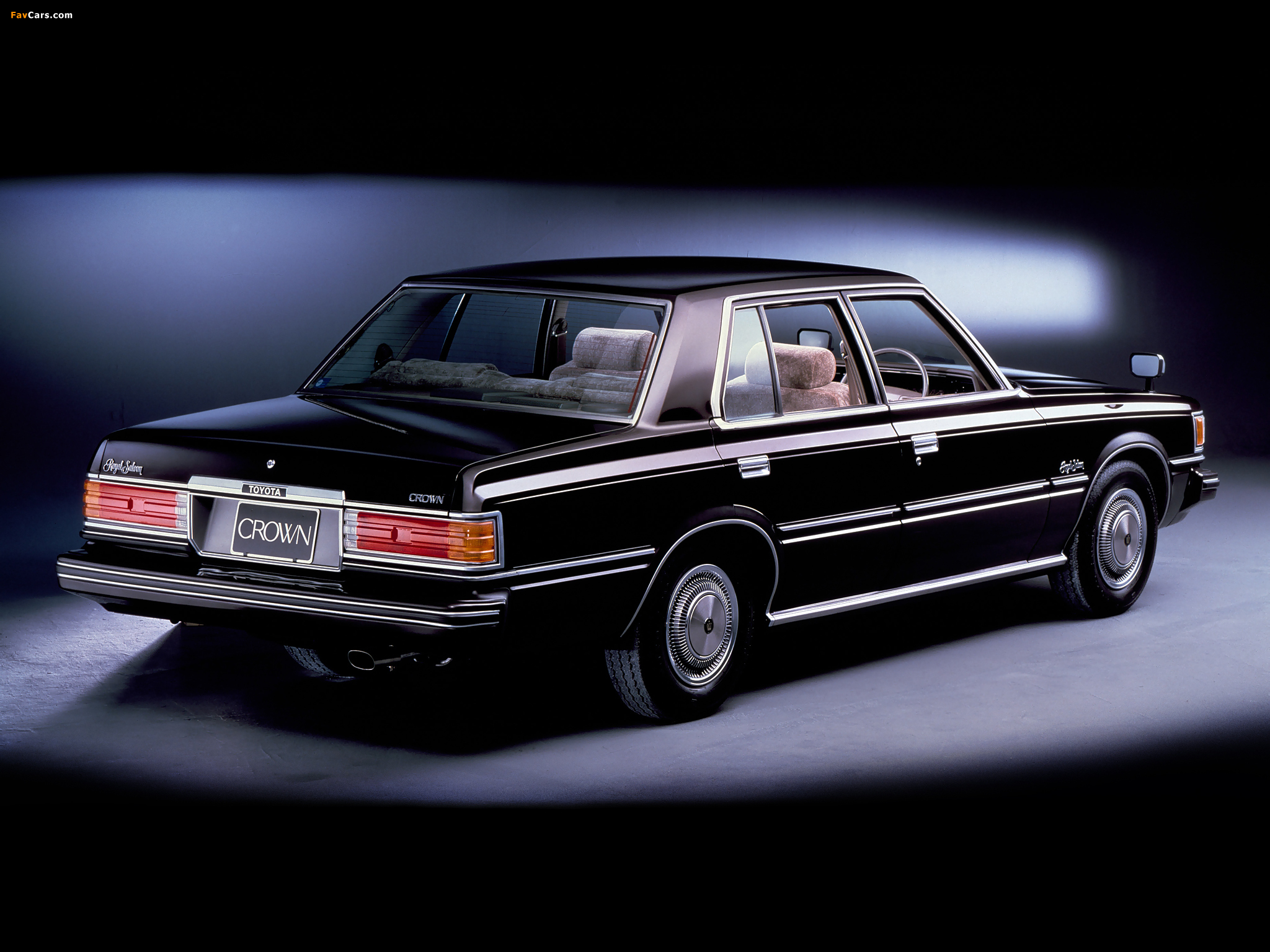 Toyota Crown Royal Saloon Wallpapers