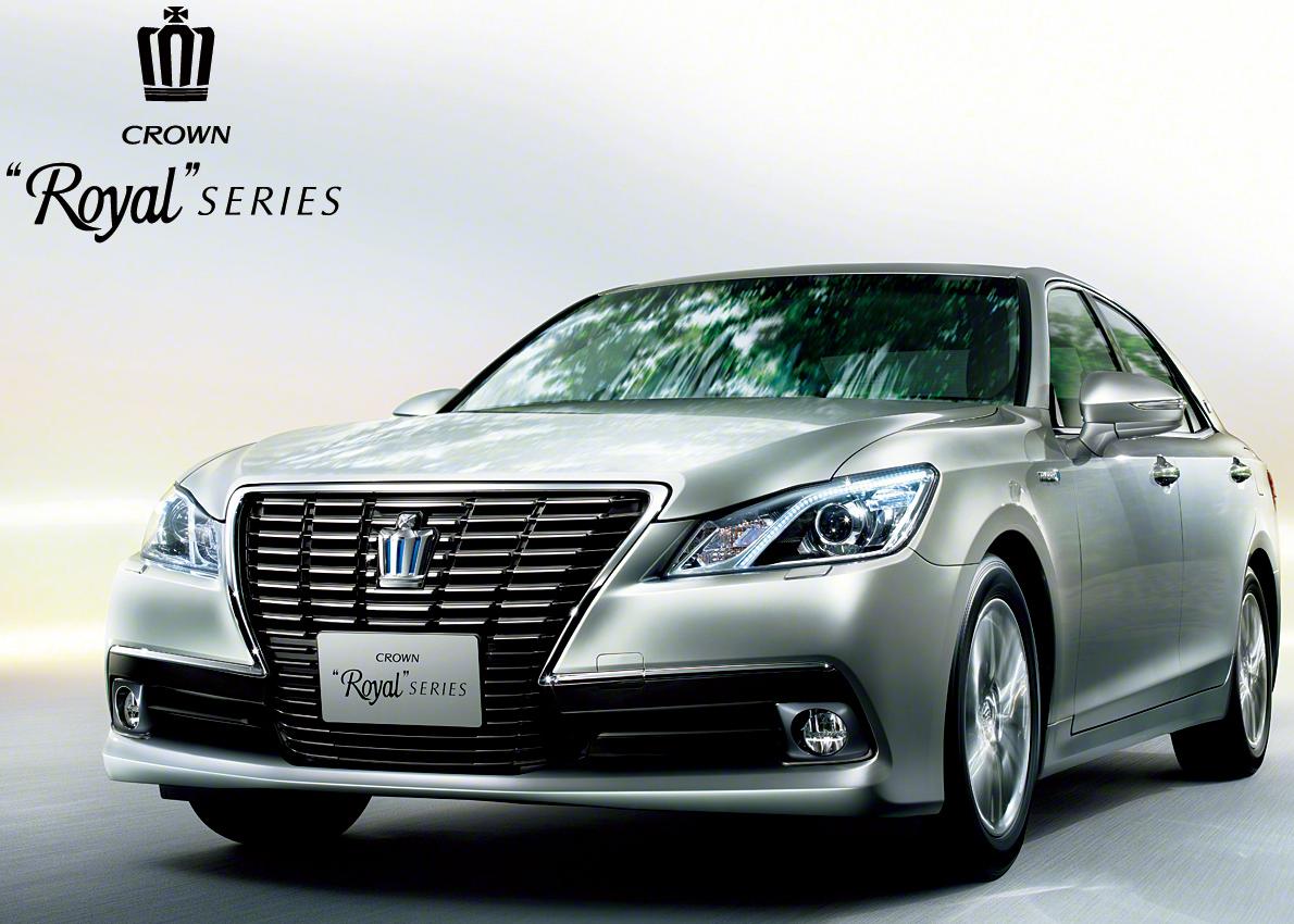 Toyota Crown Royal Saloon Wallpapers