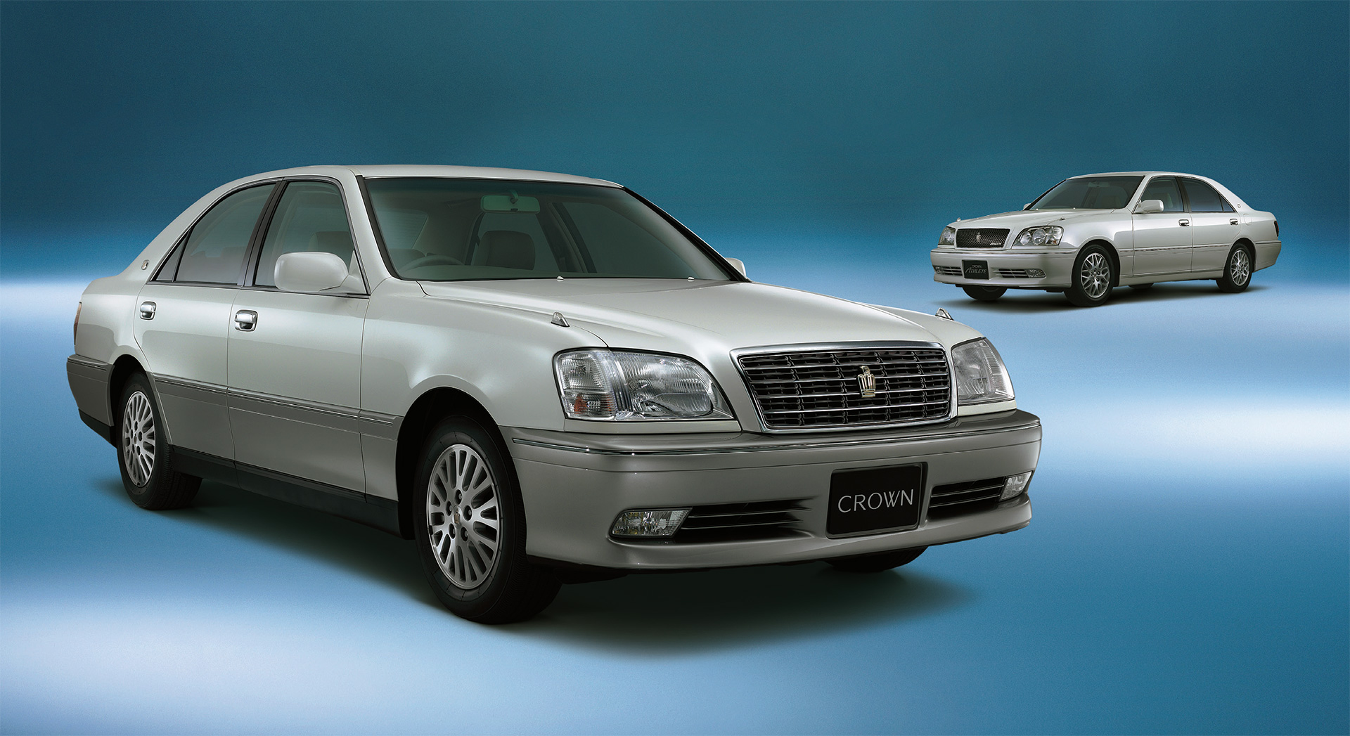 Toyota Crown Royal Saloon Wallpapers