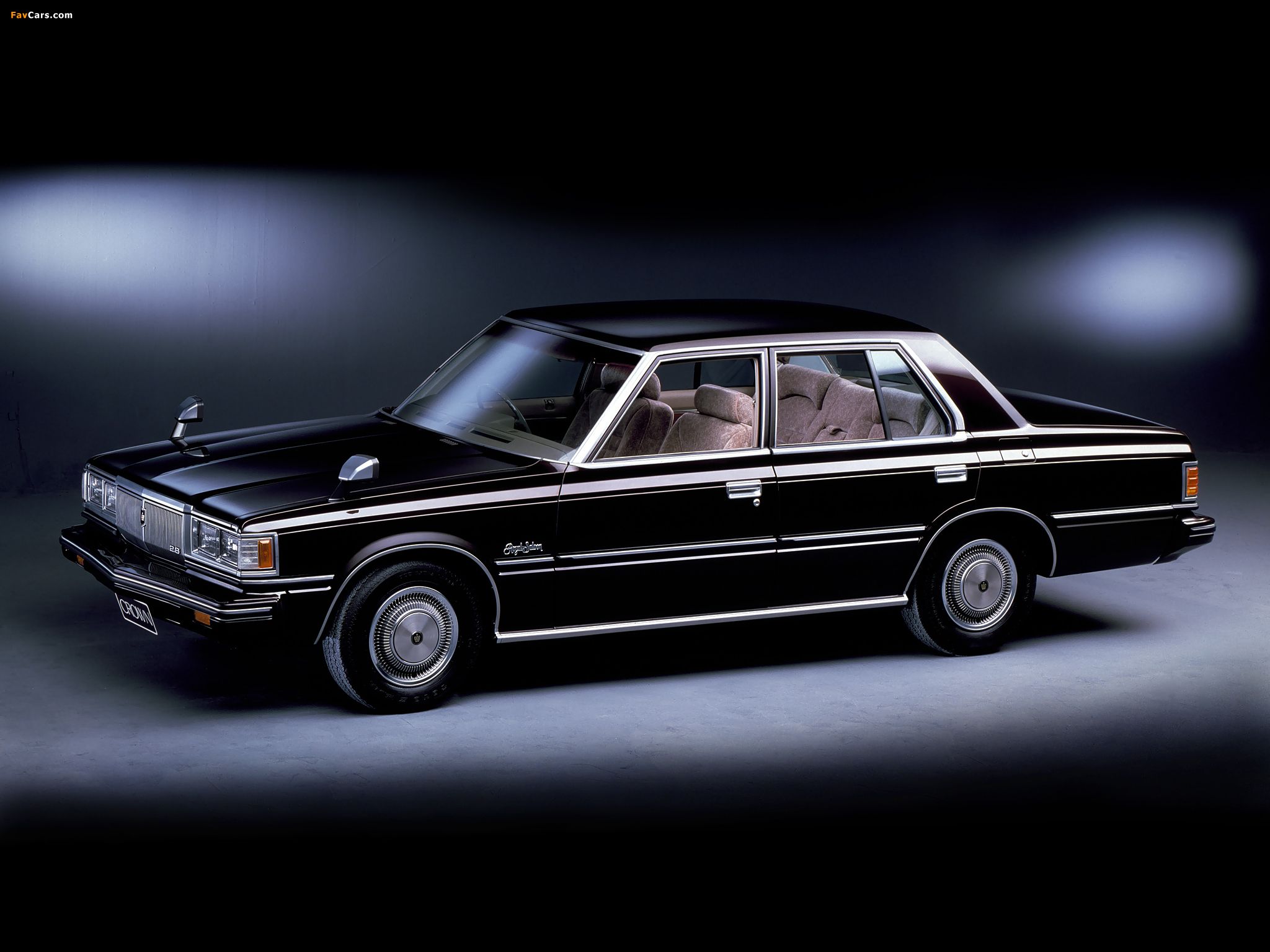 Toyota Crown Royal Saloon Wallpapers