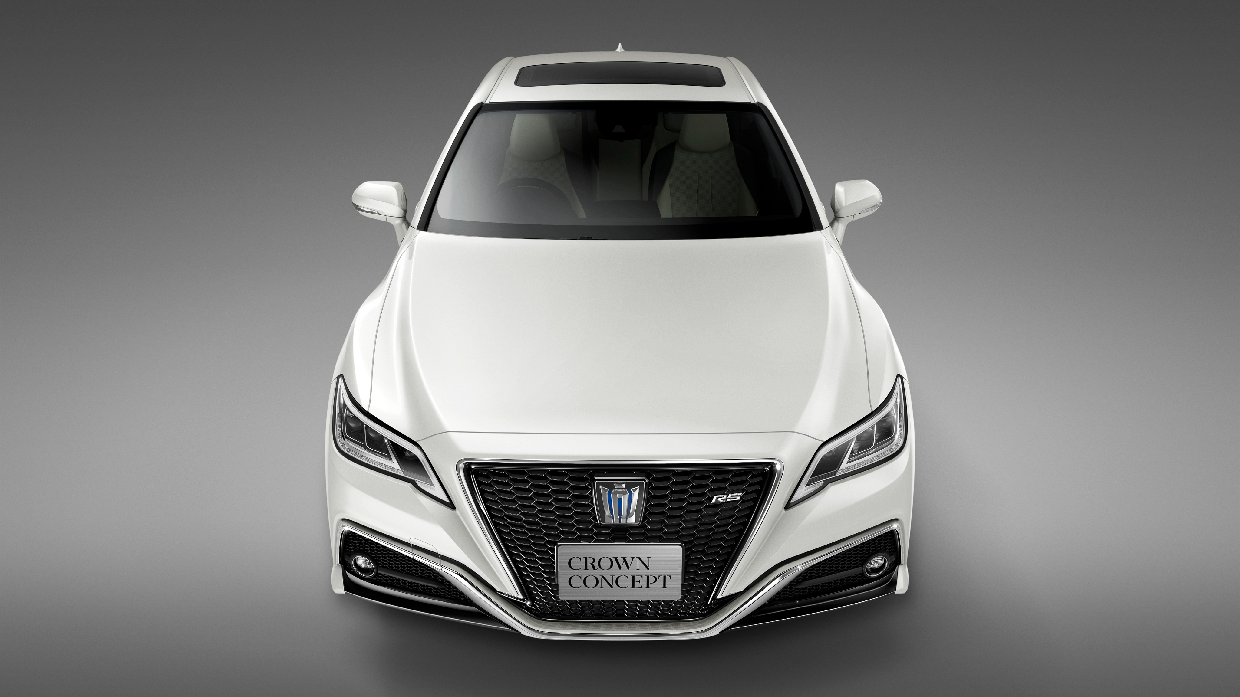 Toyota Crown Royal Saloon Wallpapers