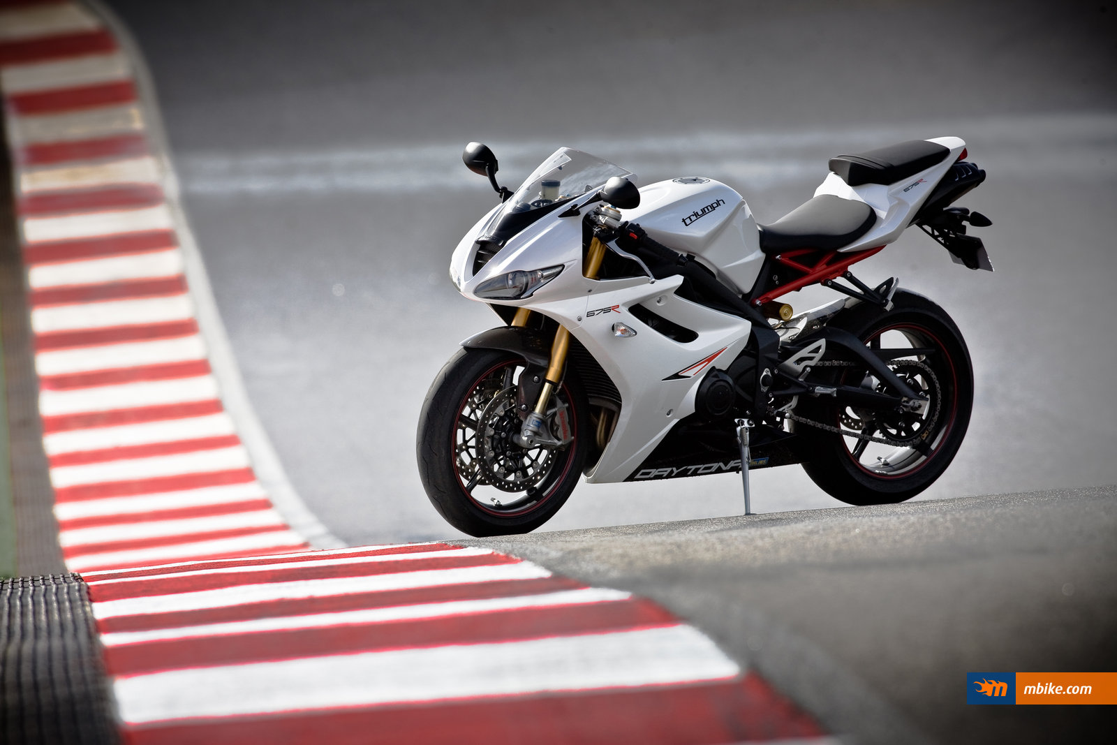 Triumph Daytona Wallpapers