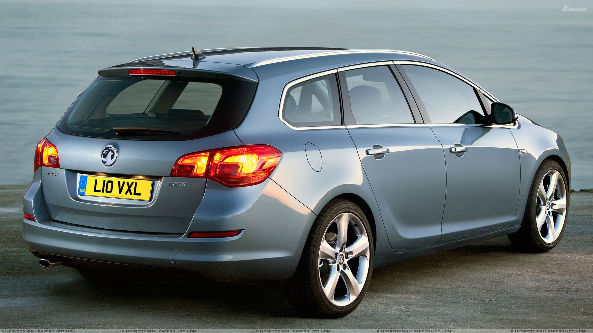 Vauxhall Astra Wallpapers