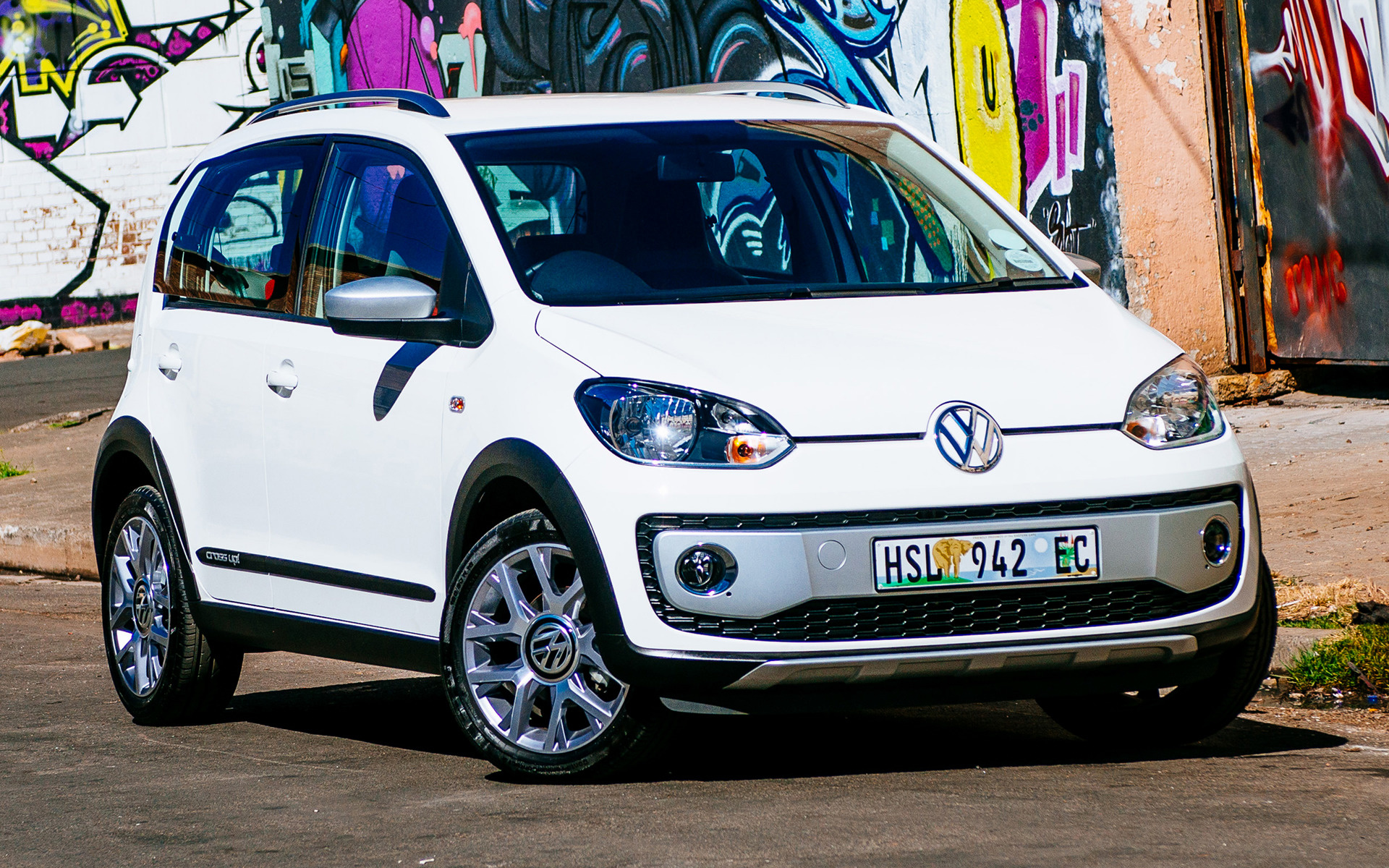 Volkswagen Cross Up Wallpapers