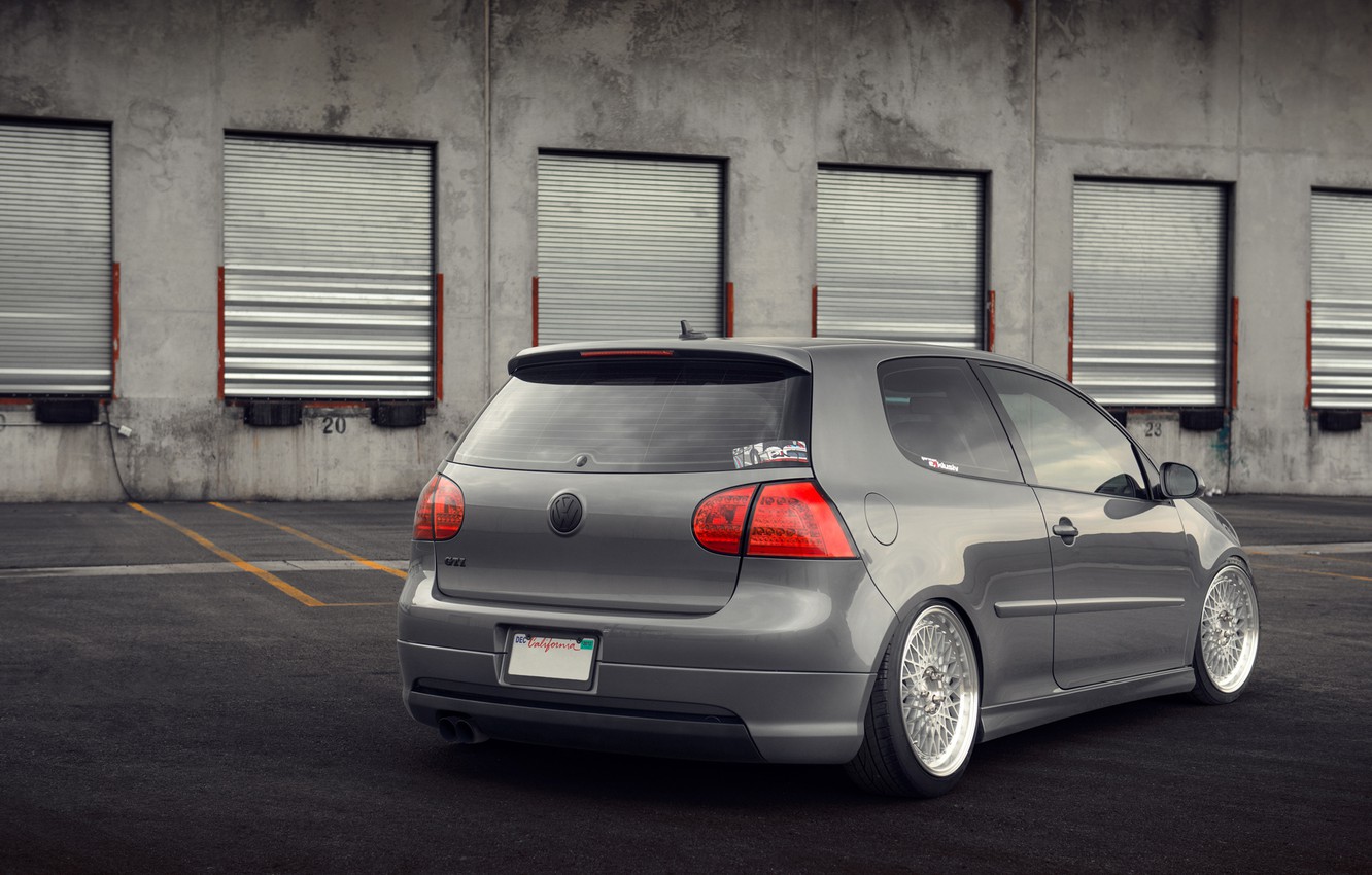 Volkswagen Golf Mk5 Wallpapers