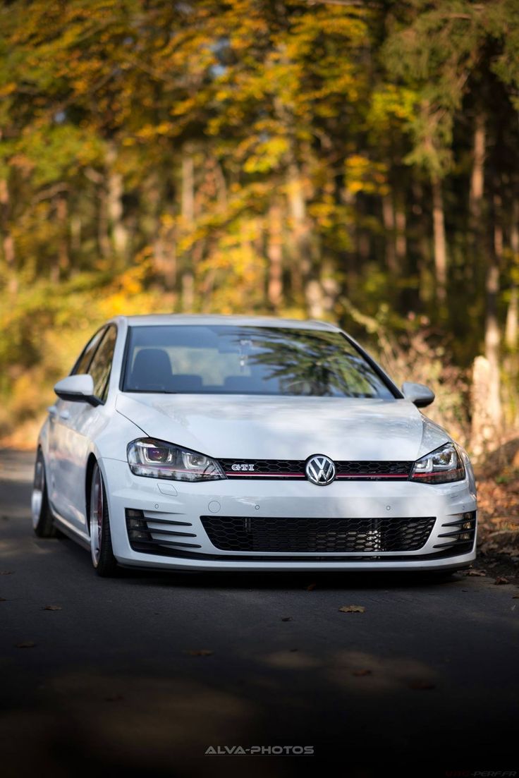 Volkswagen Golf Mk7 Wallpapers