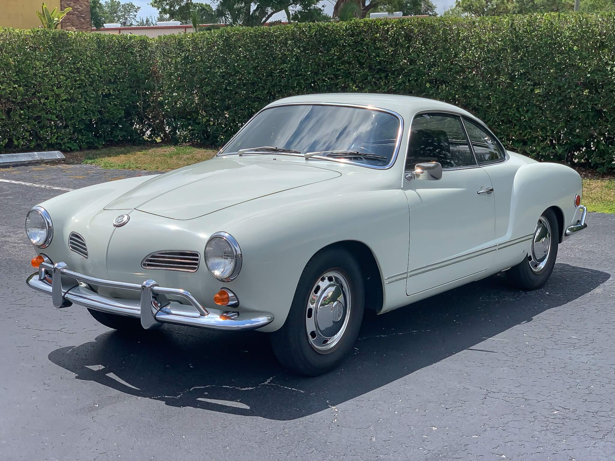 Volkswagen Karmann Ghia Wallpapers