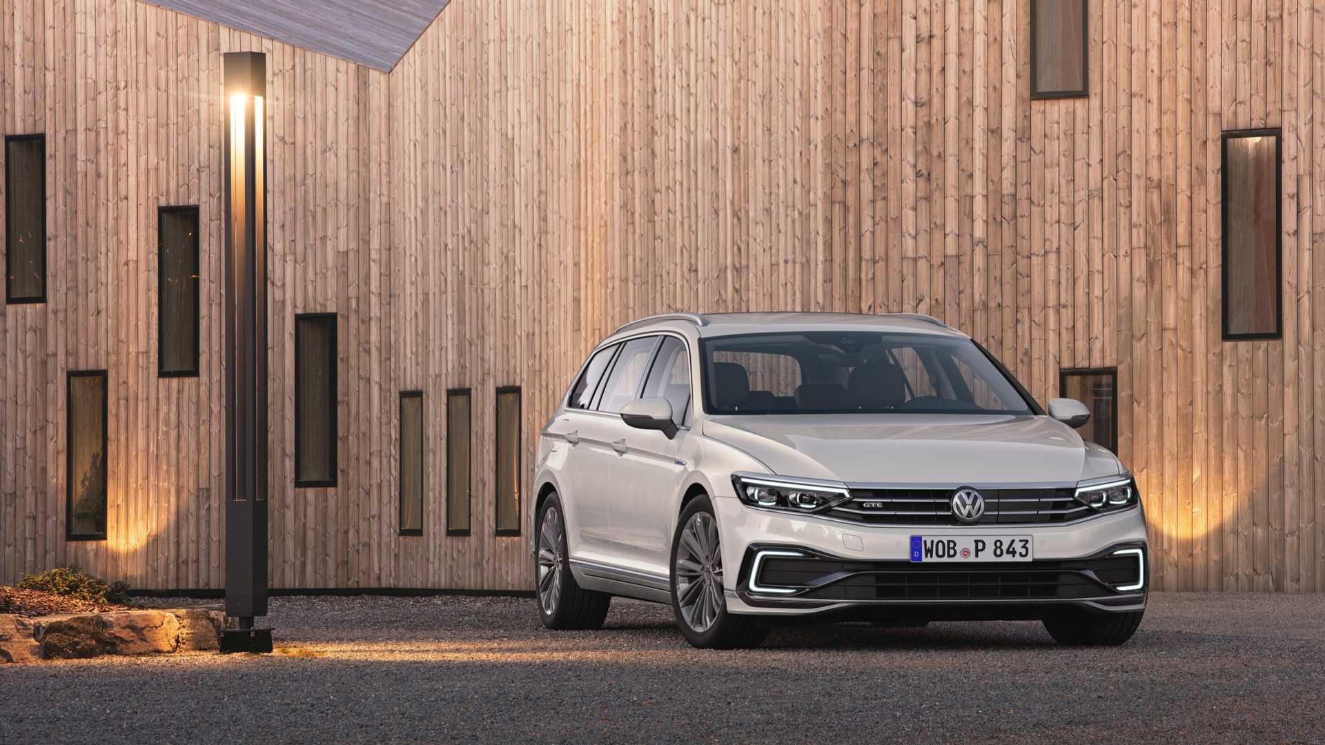 Volkswagen Passat 2019 Wallpapers