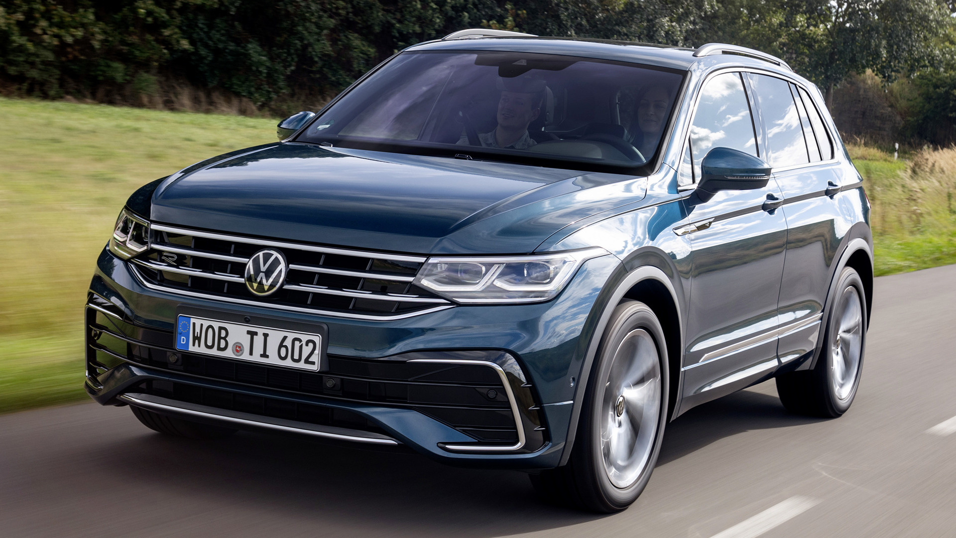 Volkswagen Tiguan R-Line Black Style Wallpapers