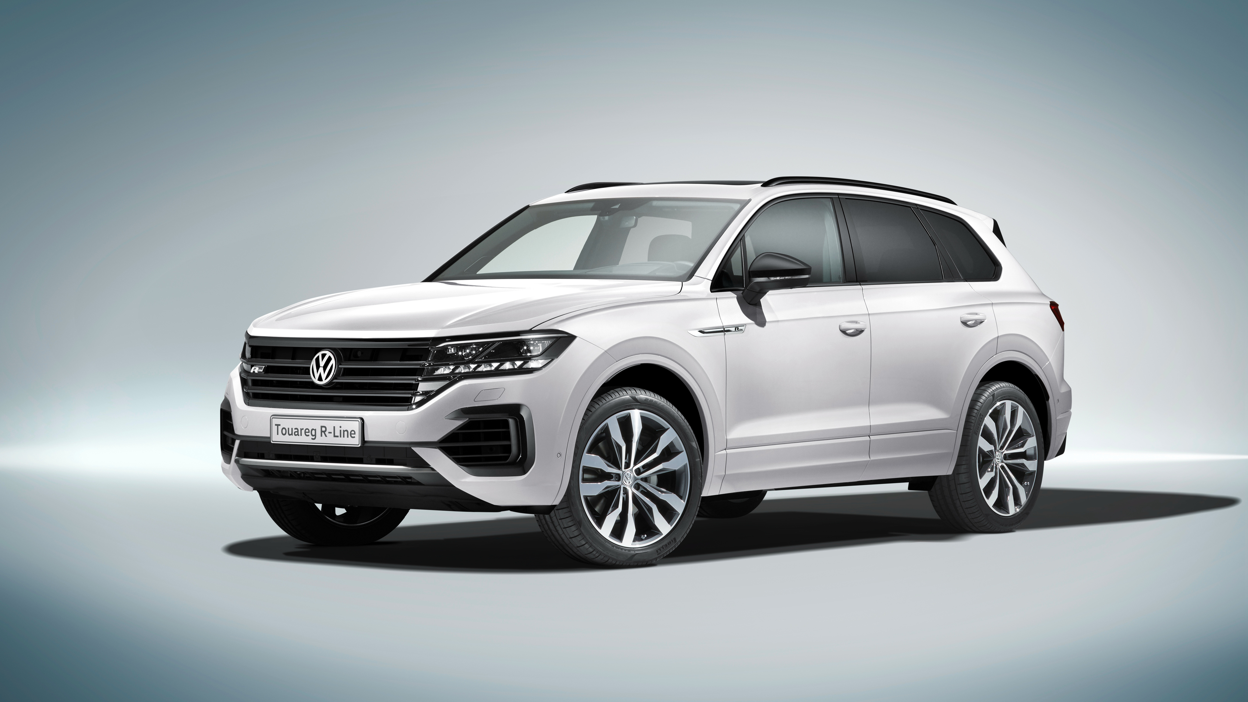 Volkswagen Touareg R-Line Wallpapers