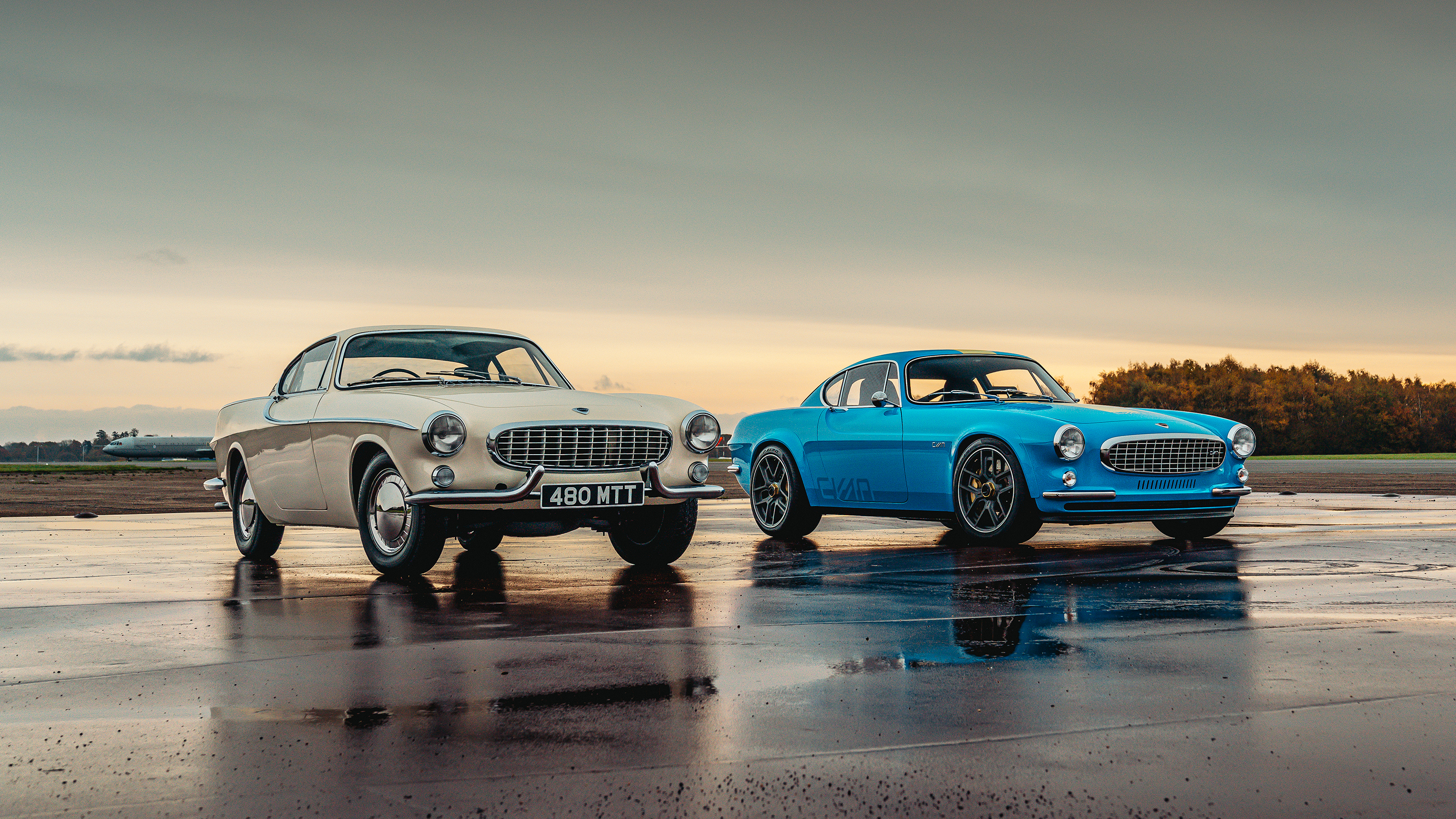 Volvo P1800 Cyan Wallpapers