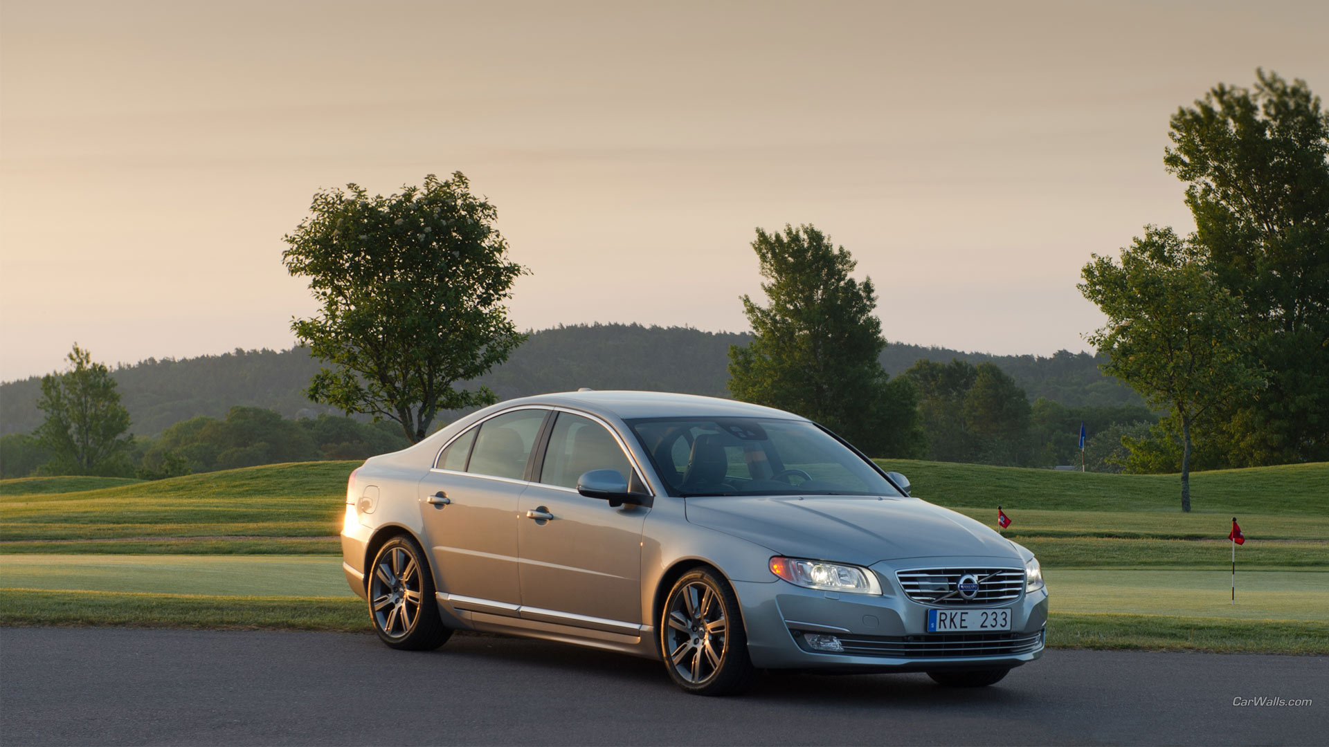 Volvo S80 Wallpapers