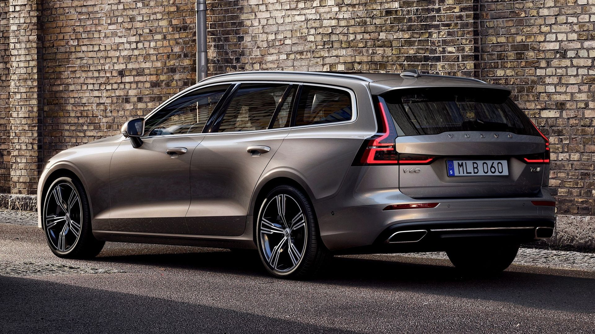 Volvo V60 Wallpapers