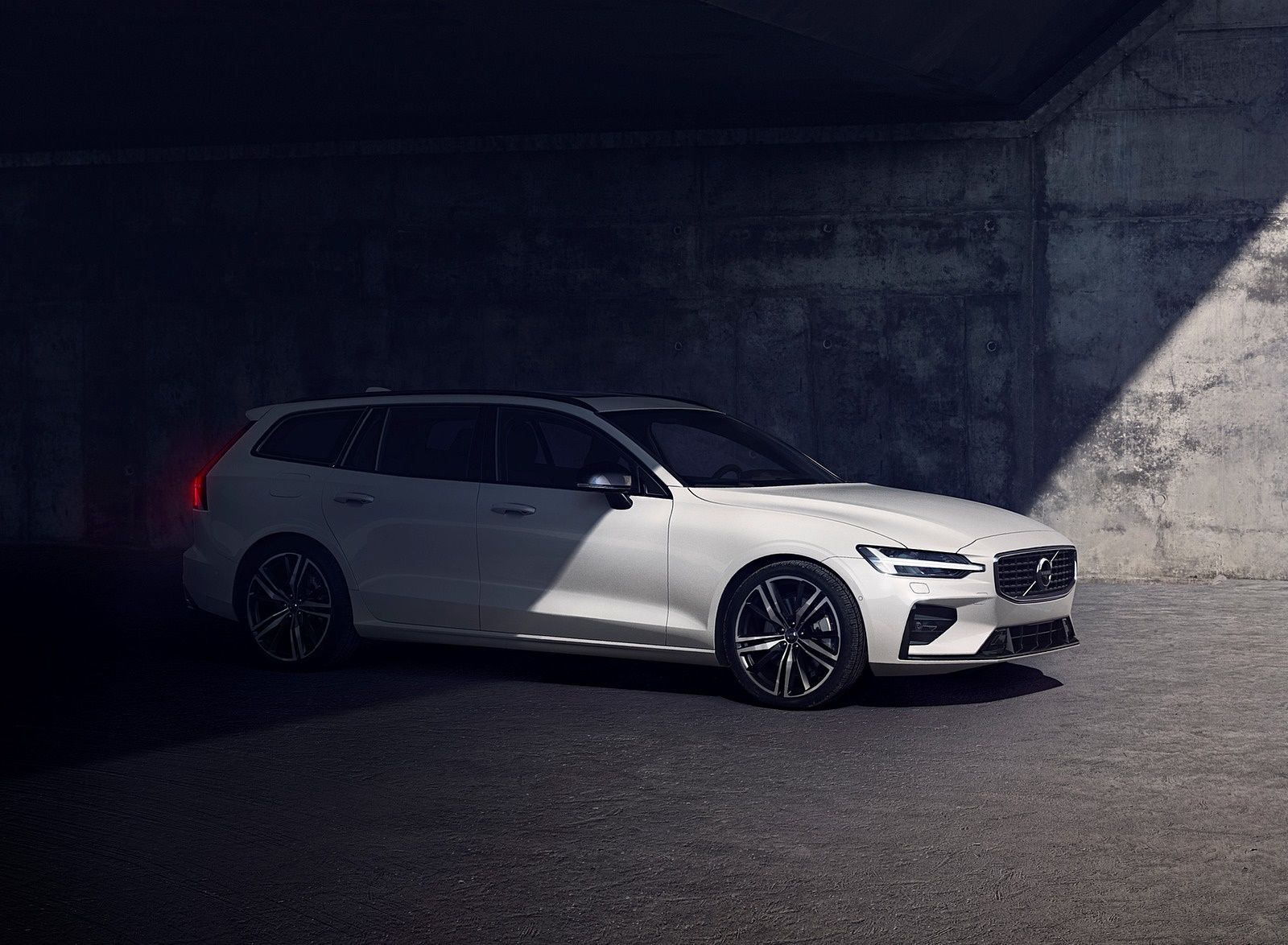 Volvo V60 Wallpapers