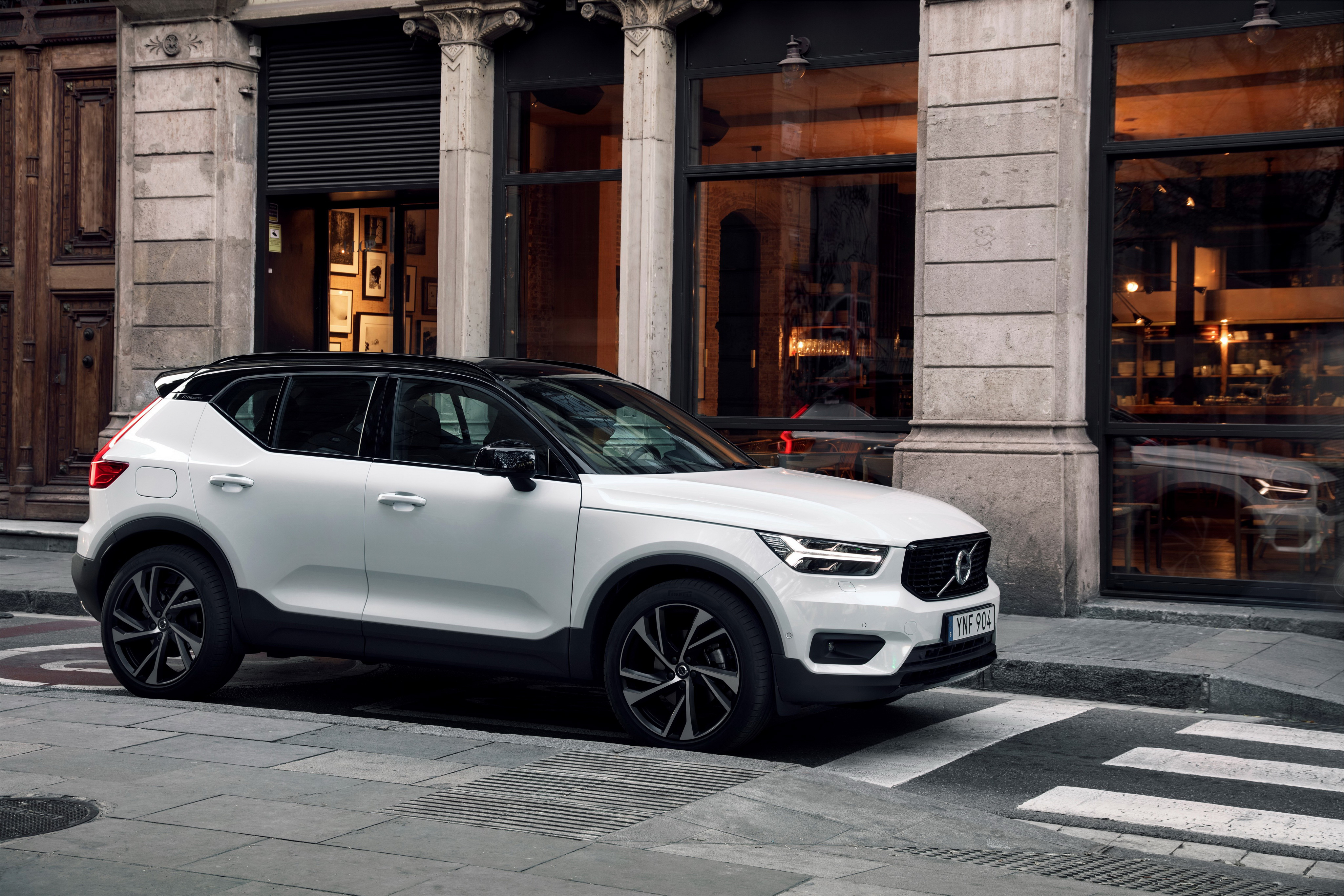 Volvo Xc40 Wallpapers