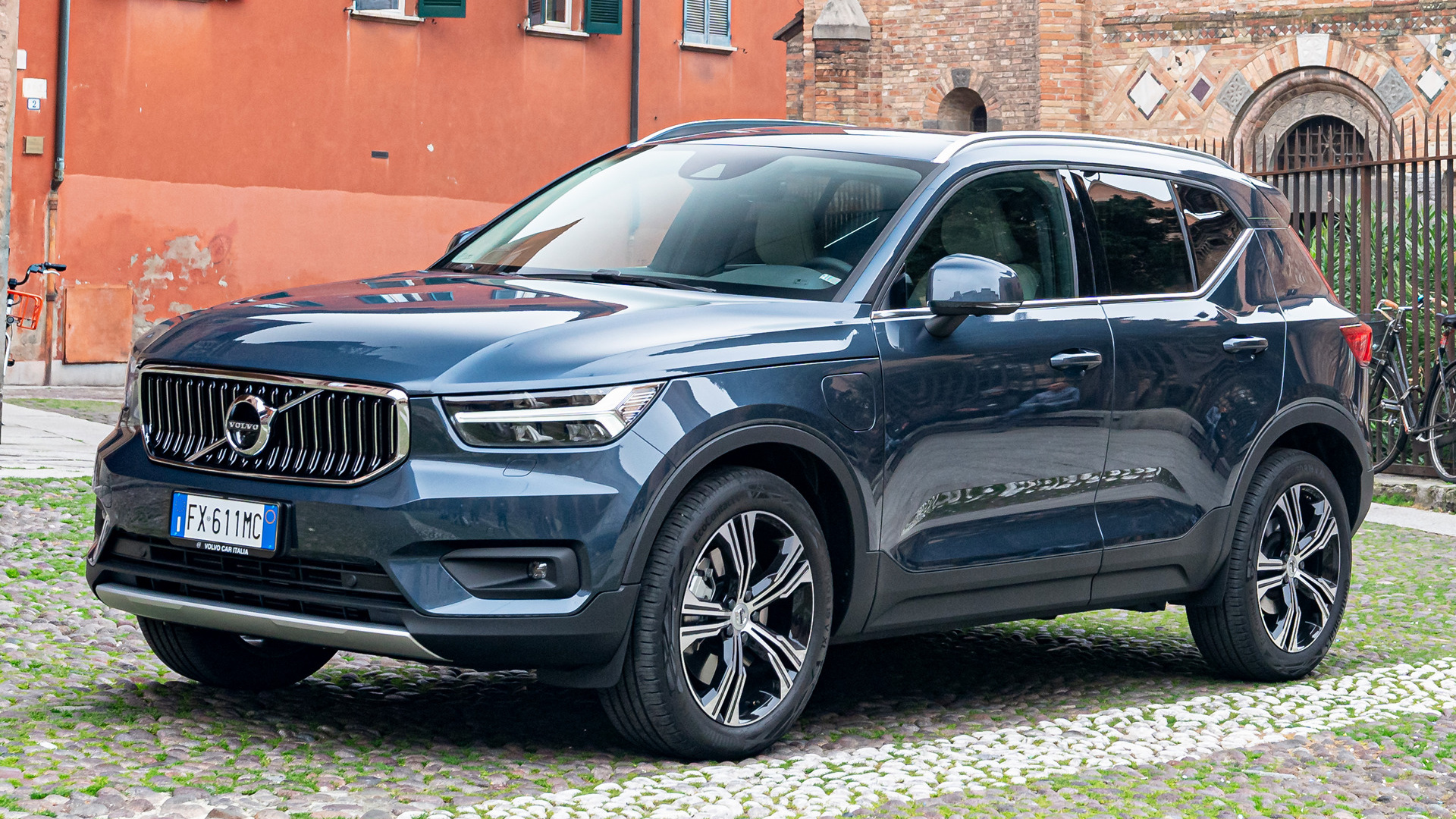 Volvo Xc40 Wallpapers