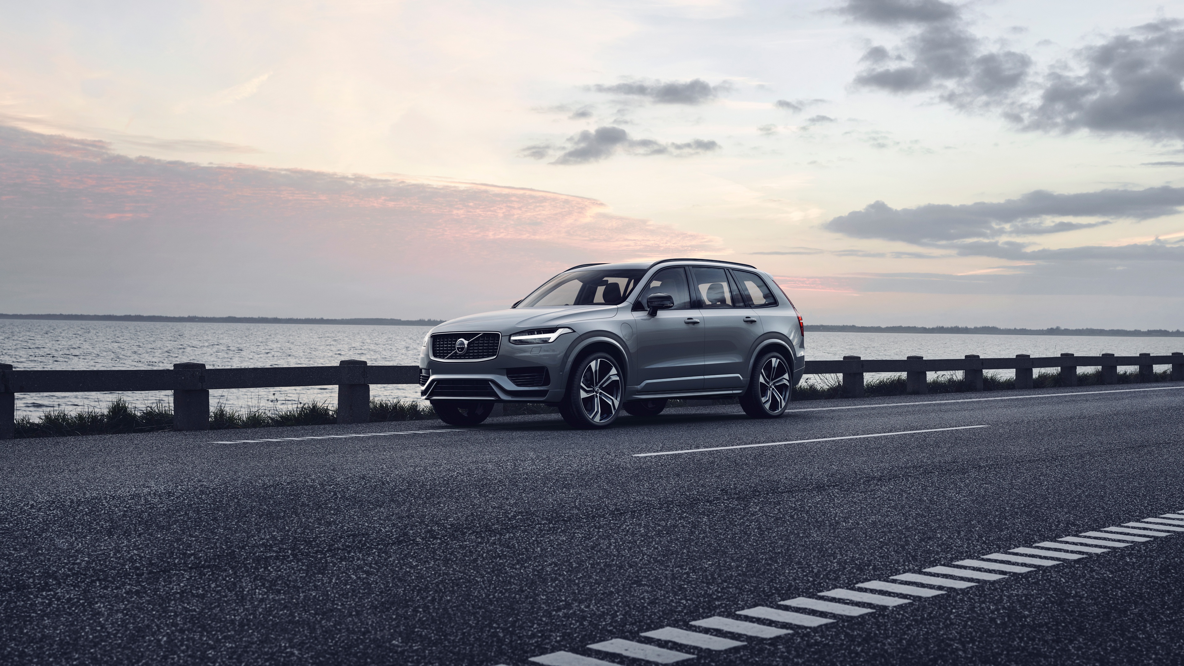 Volvo Xc90 Wallpapers